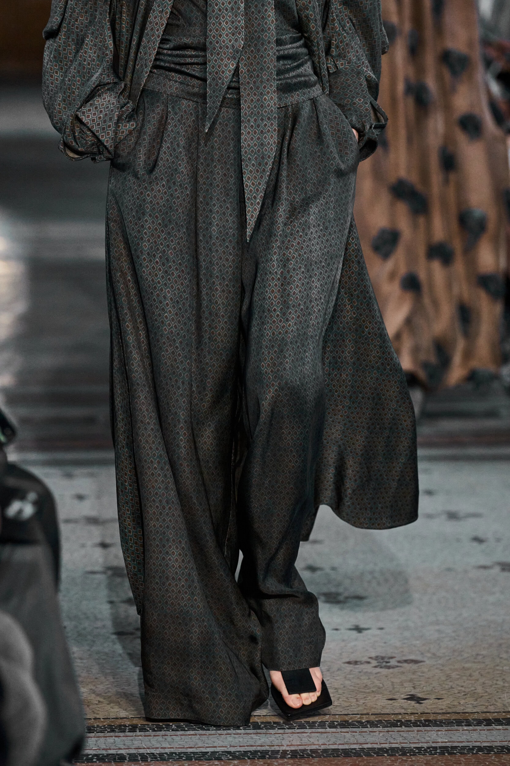 Uma Wang Spring 2026 Fashion Show Details
