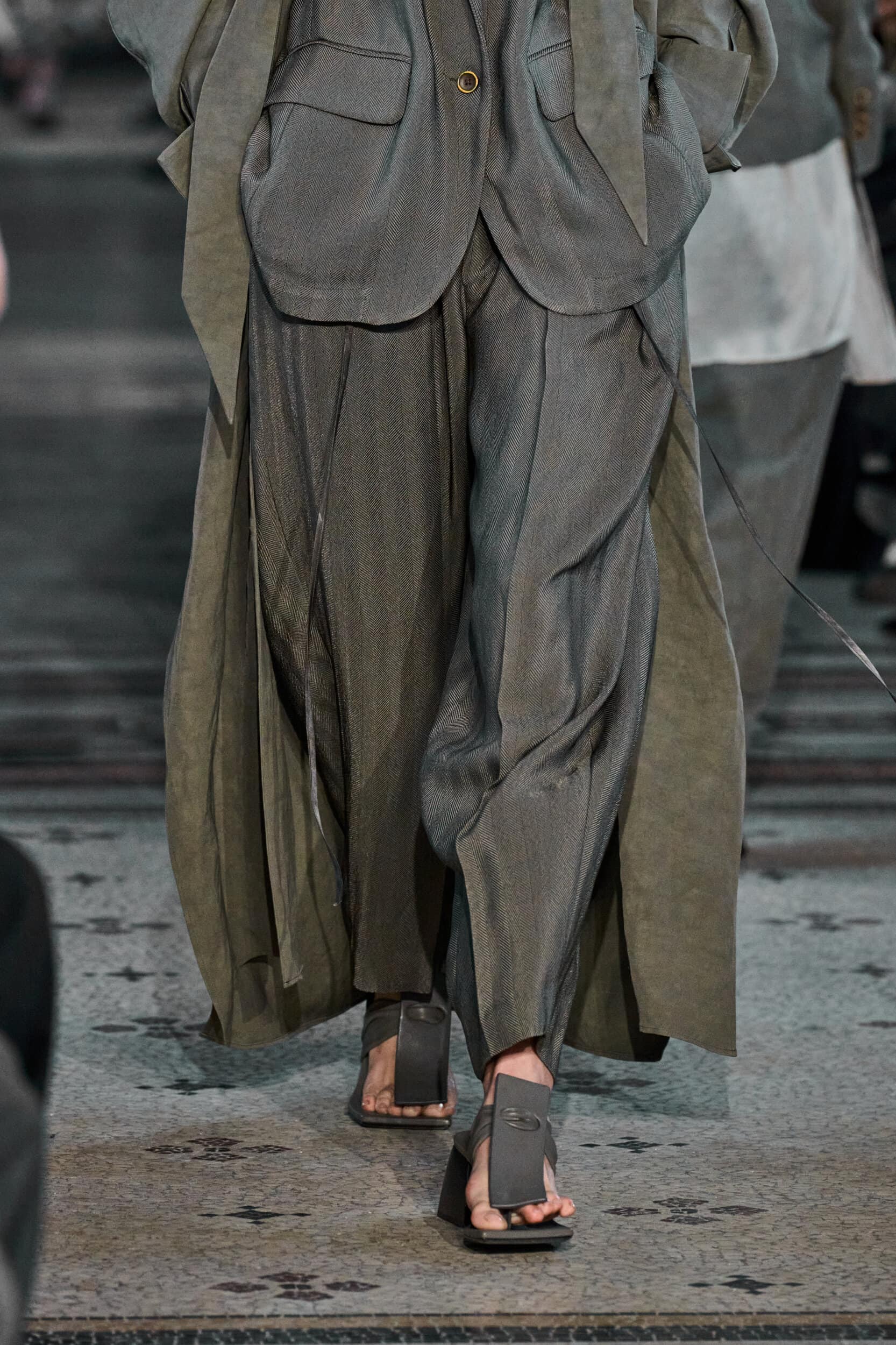 Uma Wang Spring 2026 Fashion Show Details
