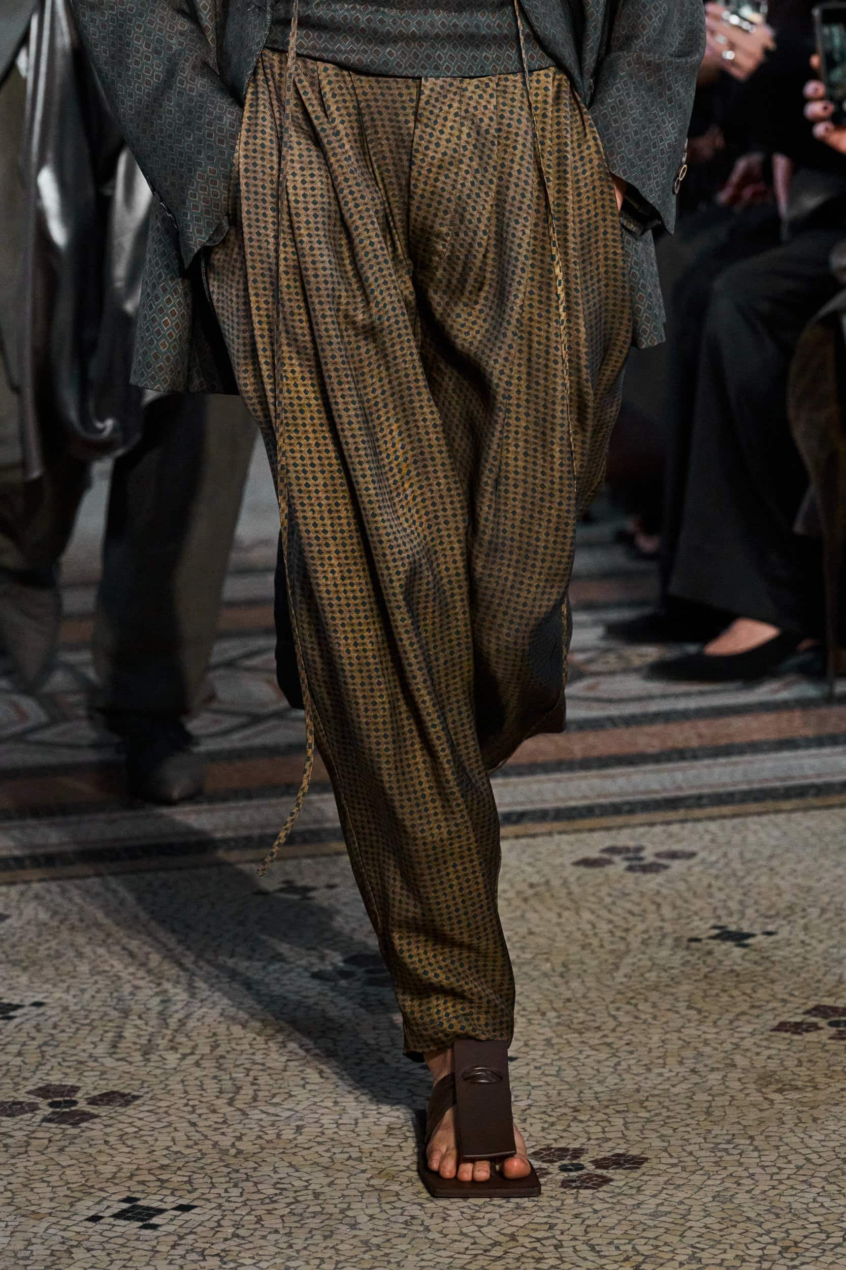 Uma Wang Spring 2026 Fashion Show Details