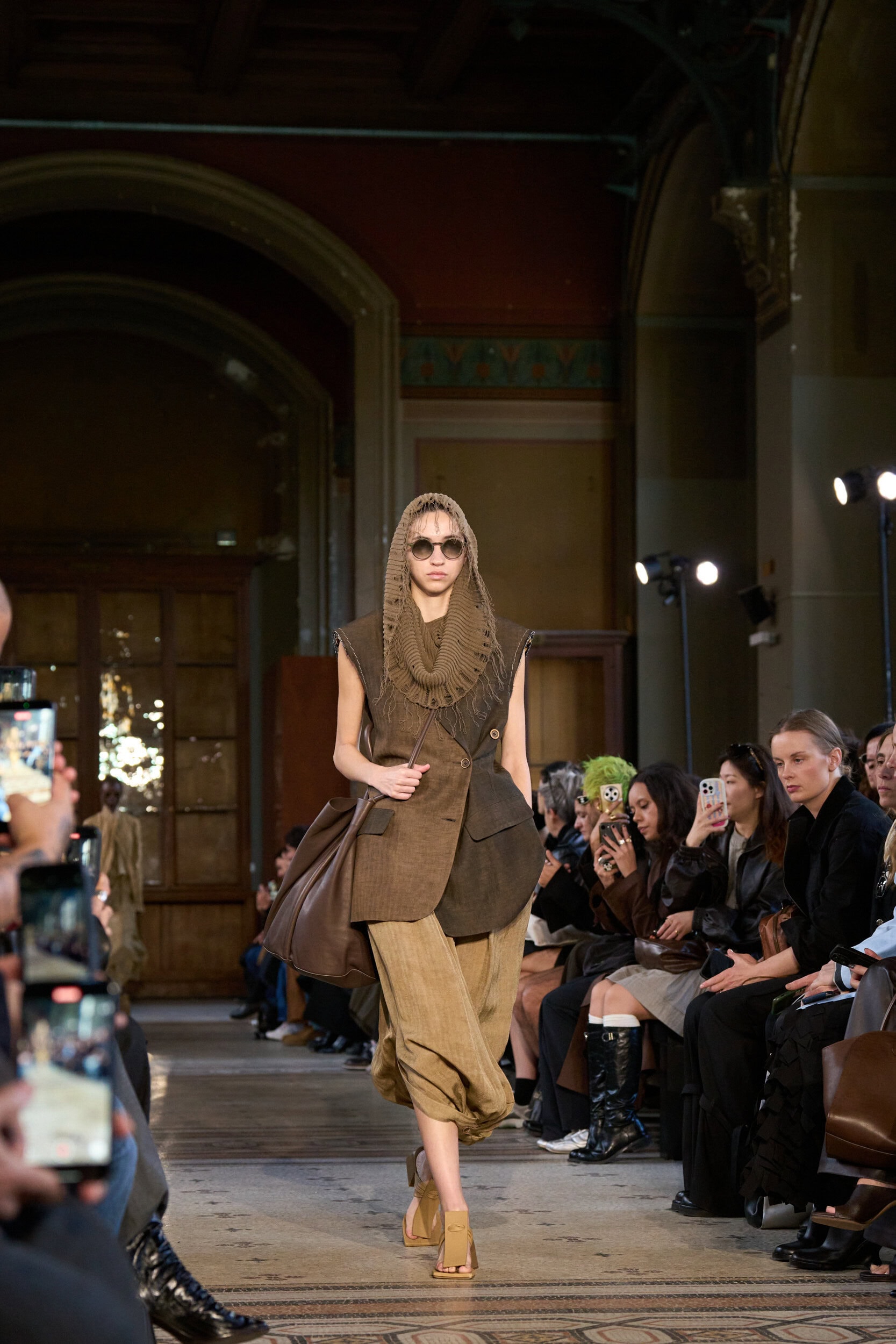 Uma Wang Spring 2026 Fashion Show Atmosphere
