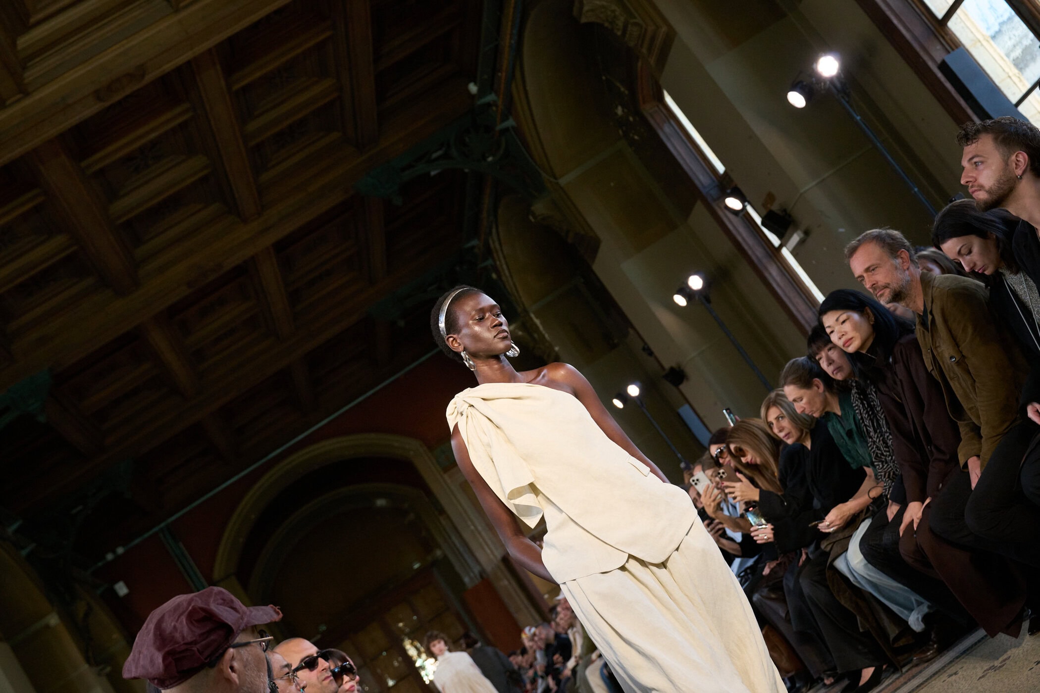 Uma Wang Spring 2026 Fashion Show Atmosphere