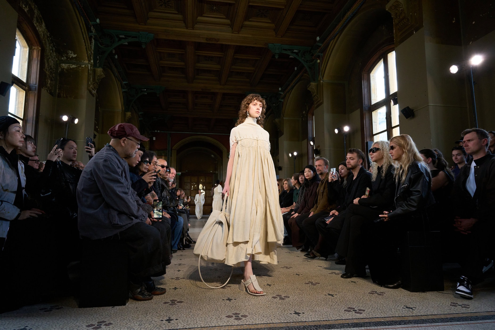 Uma Wang Spring 2026 Fashion Show Atmosphere