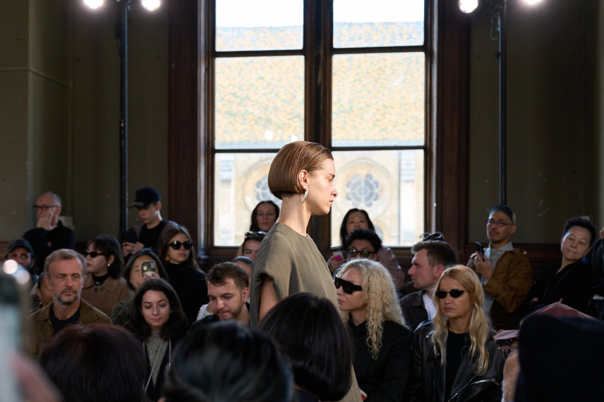 Uma Wang Spring 2026 Fashion Show Atmosphere