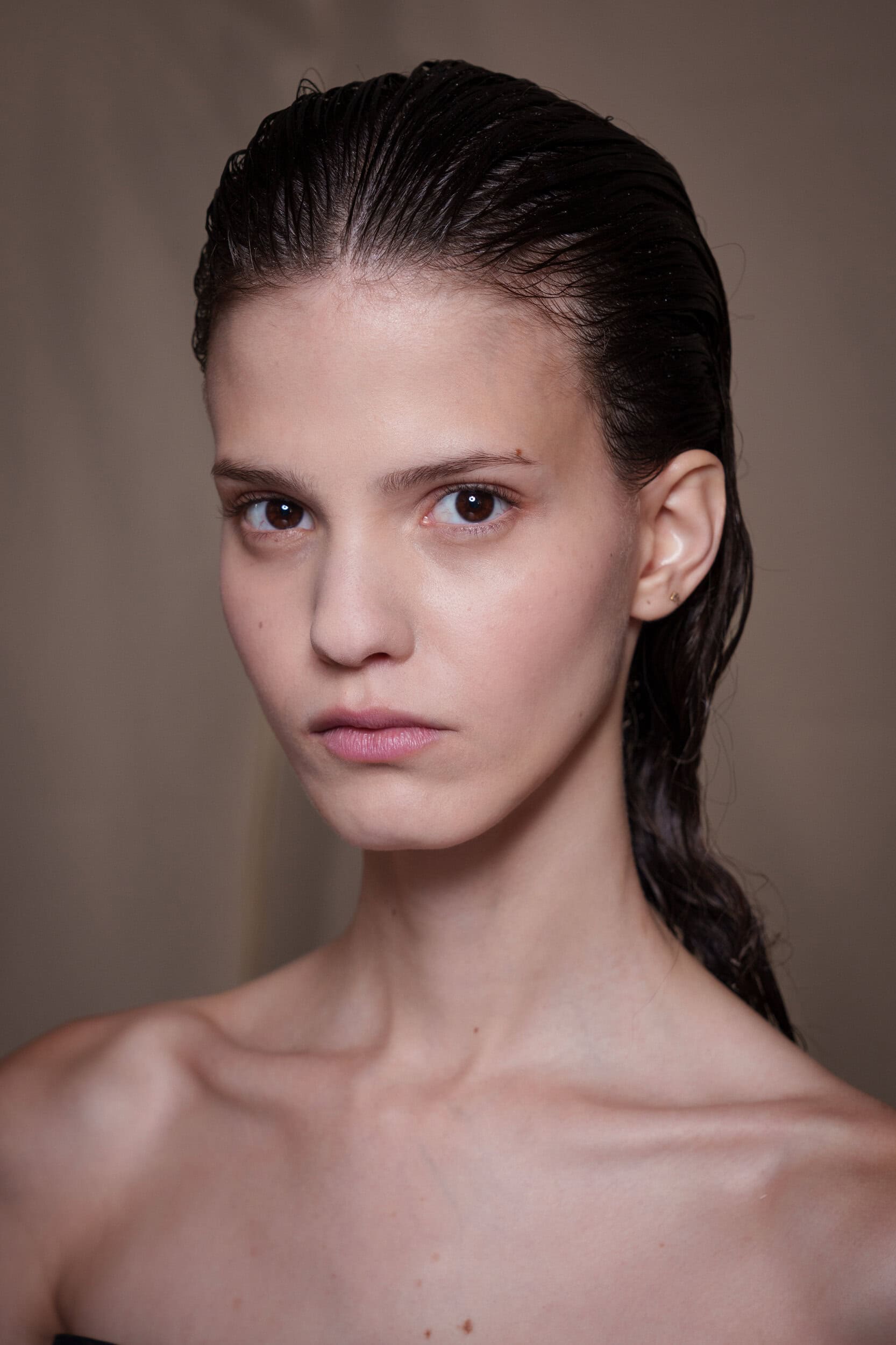 Giambattista Valli Spring 2026 Fashion Show Backstage