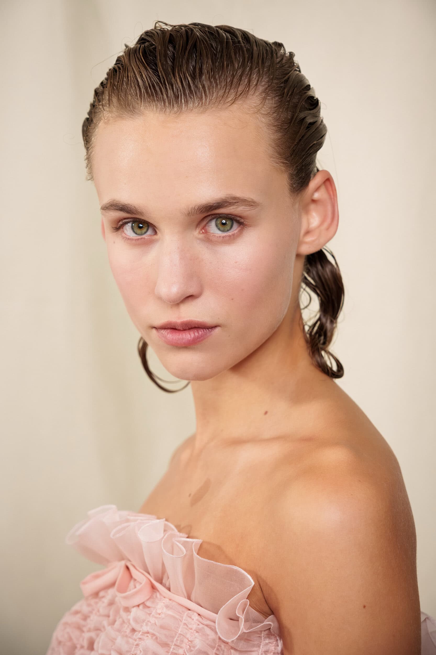 Giambattista Valli Spring 2026 Fashion Show Backstage