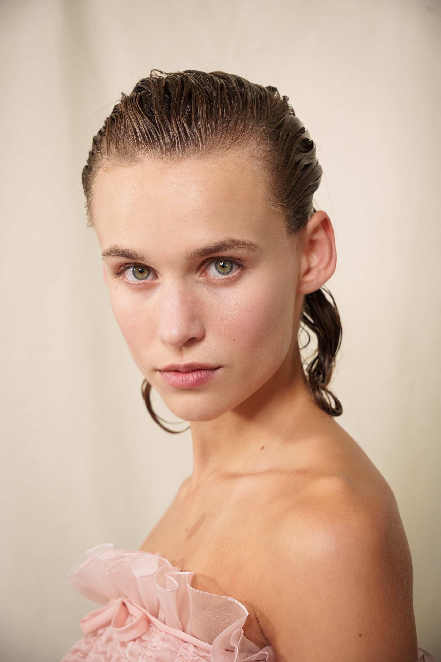 Giambattista Valli Spring 2026 Fashion Show Backstage