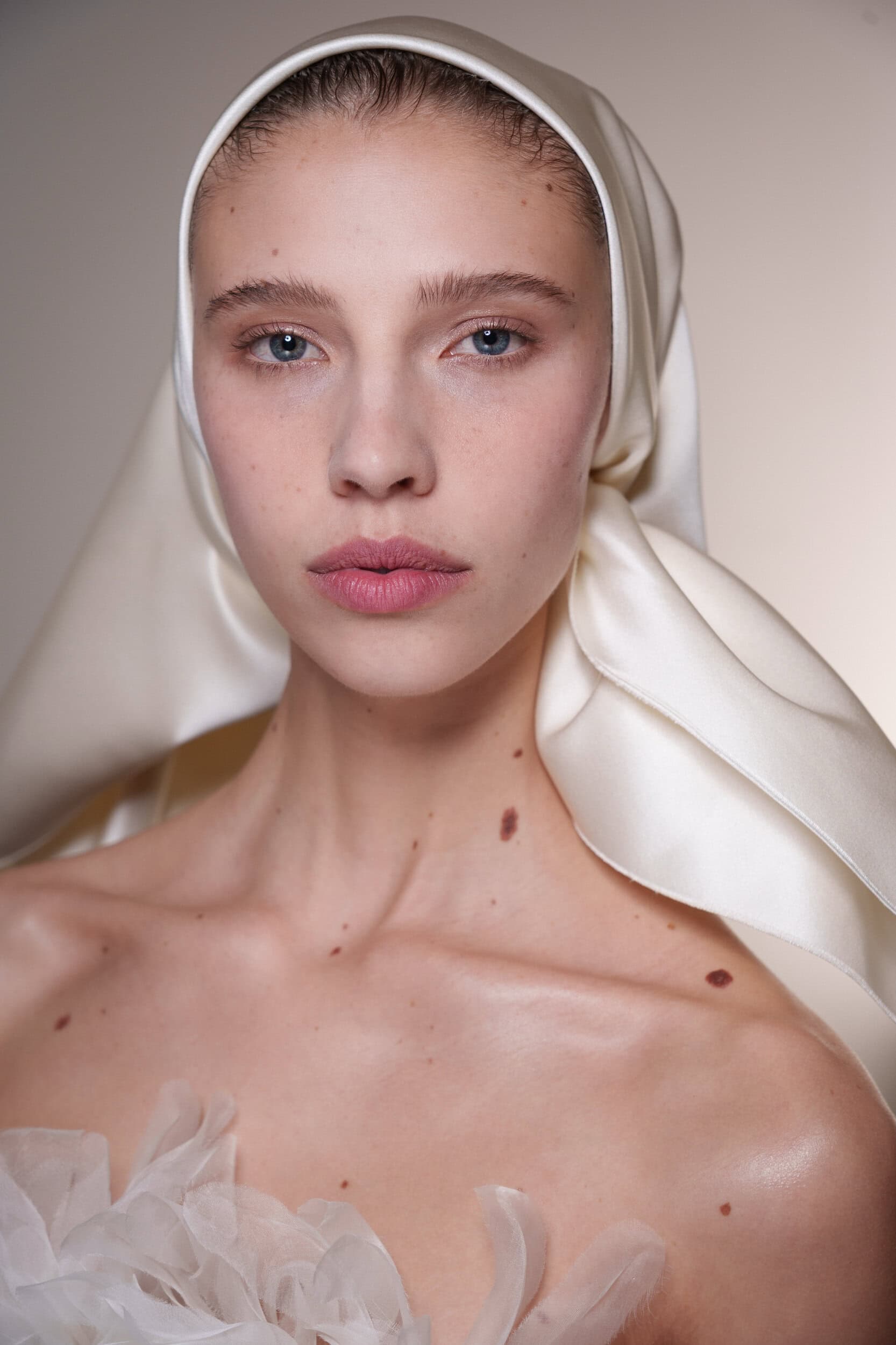 Giambattista Valli Spring 2026 Fashion Show Backstage