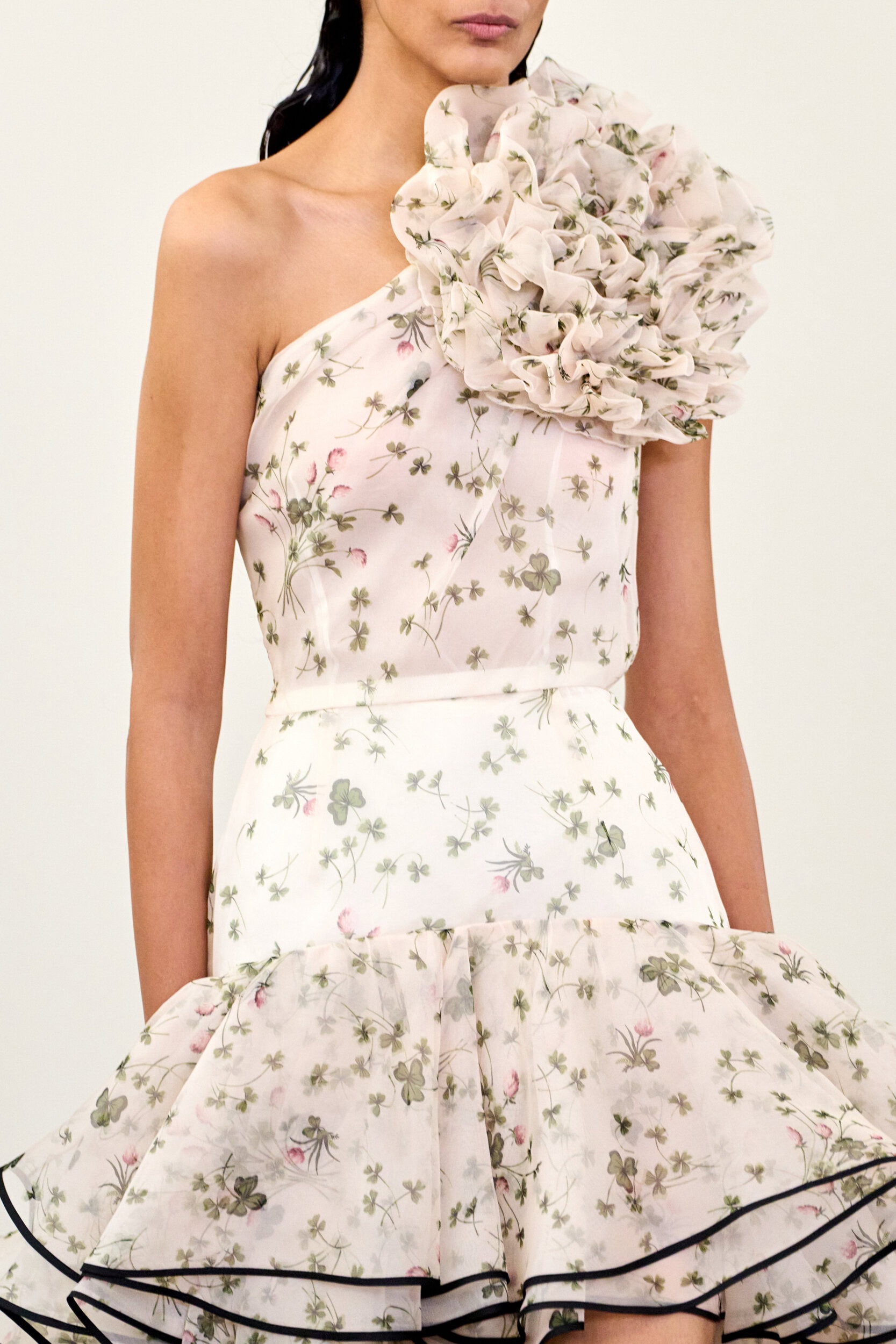 Giambattista Valli Spring 2026 Fashion Show Details