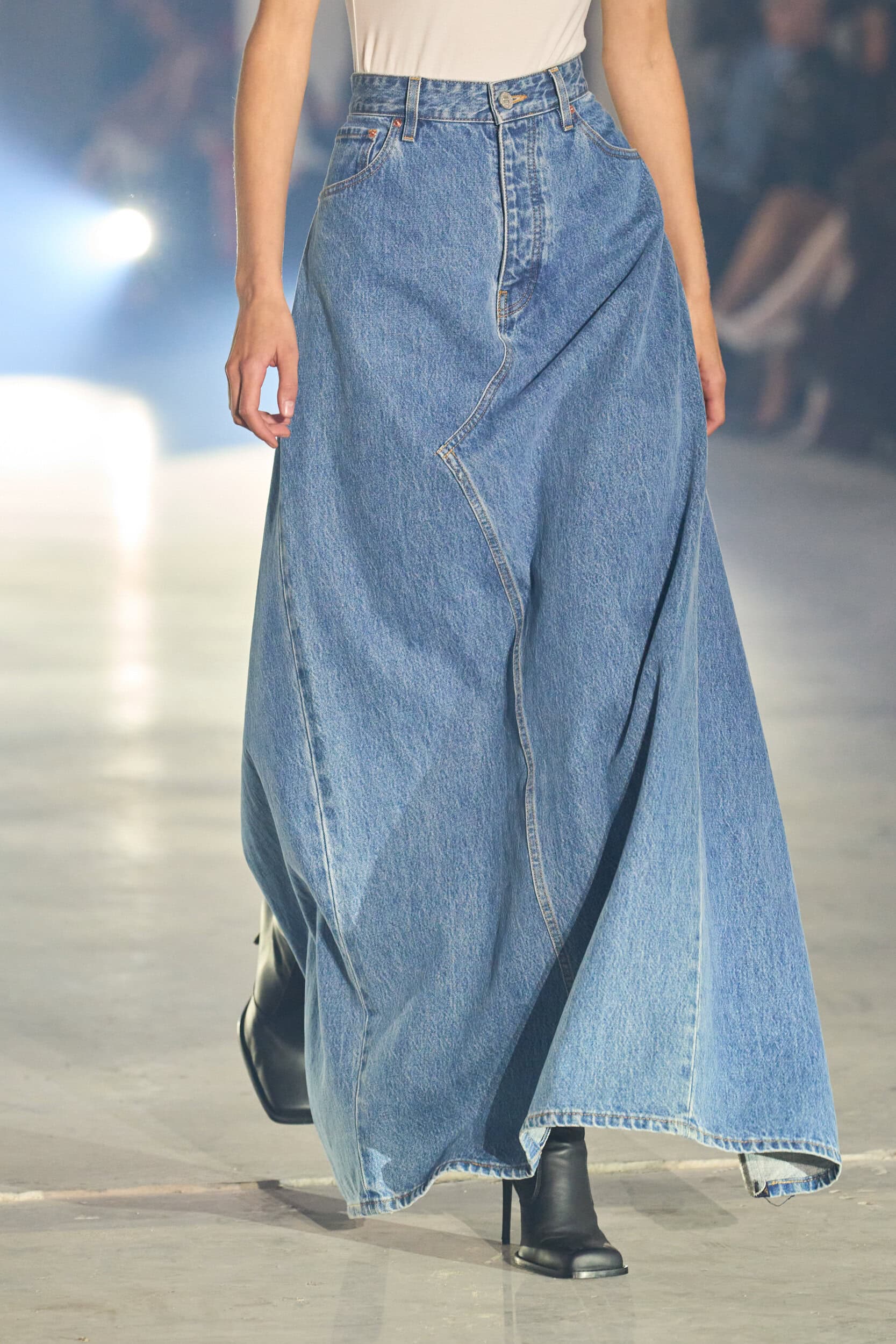 Vetements Spring 2026 Fashion Show Details