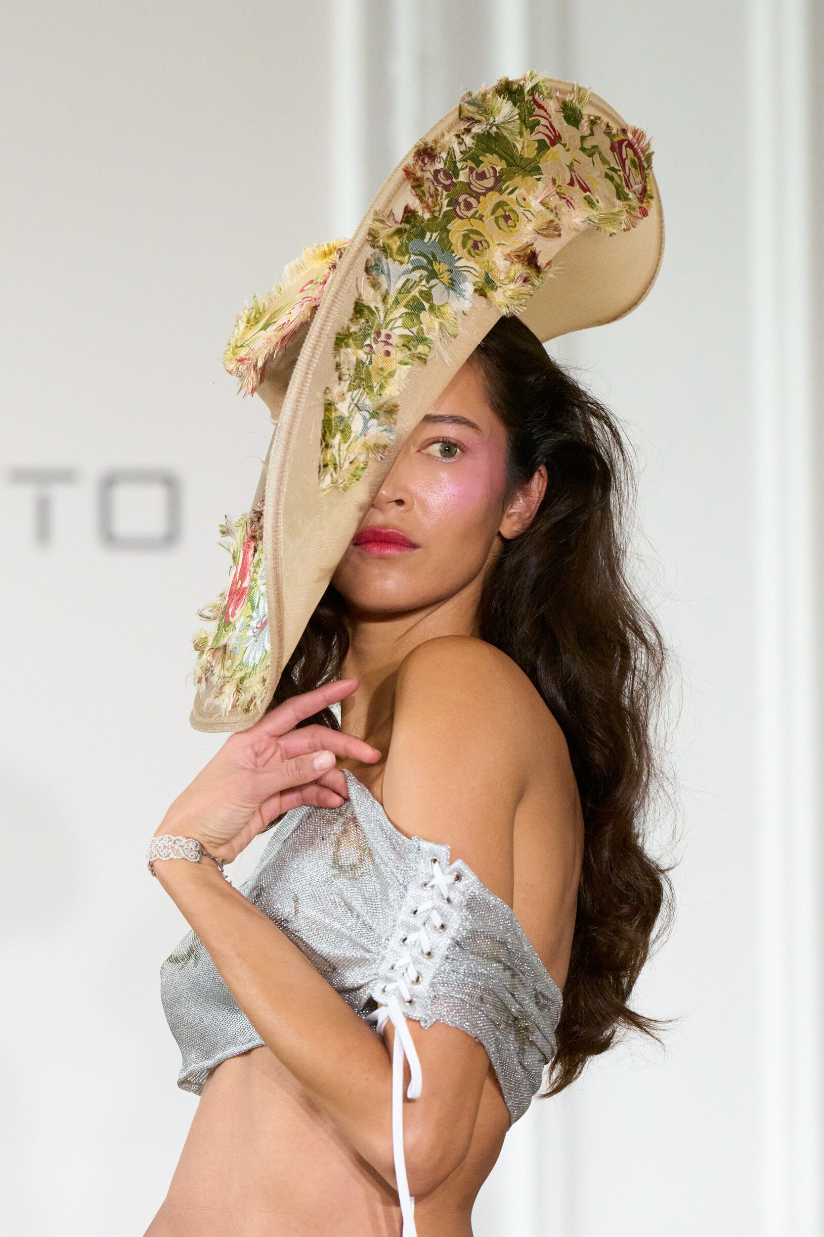 Weinsanto Spring 2026 Fashion Show Details