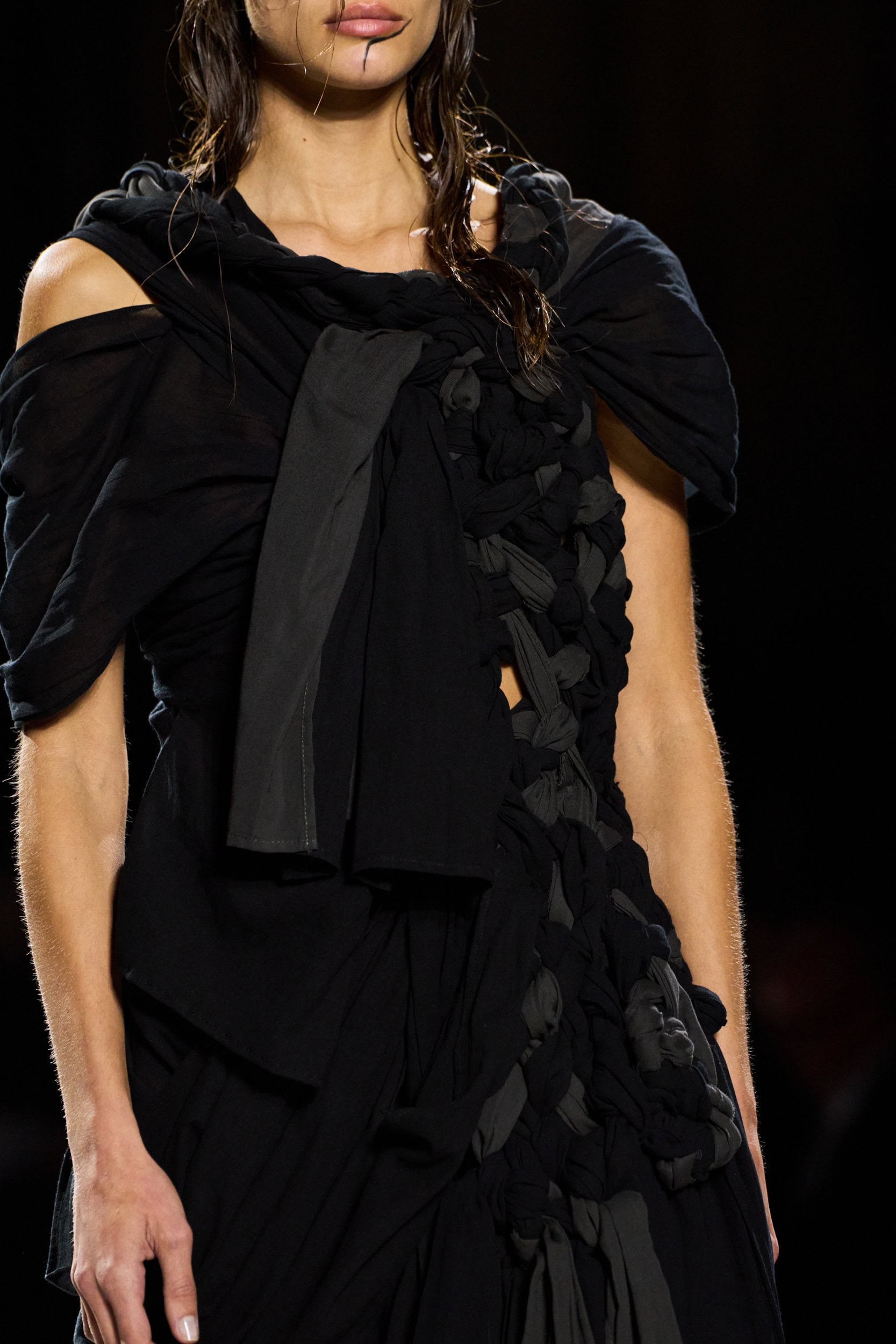 Yohji Yamamoto Spring 2026 Fashion Show Details