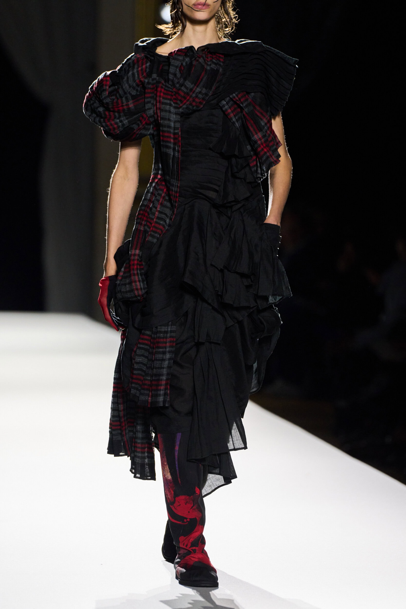 Yohji Yamamoto Spring 2026 Fashion Show Details