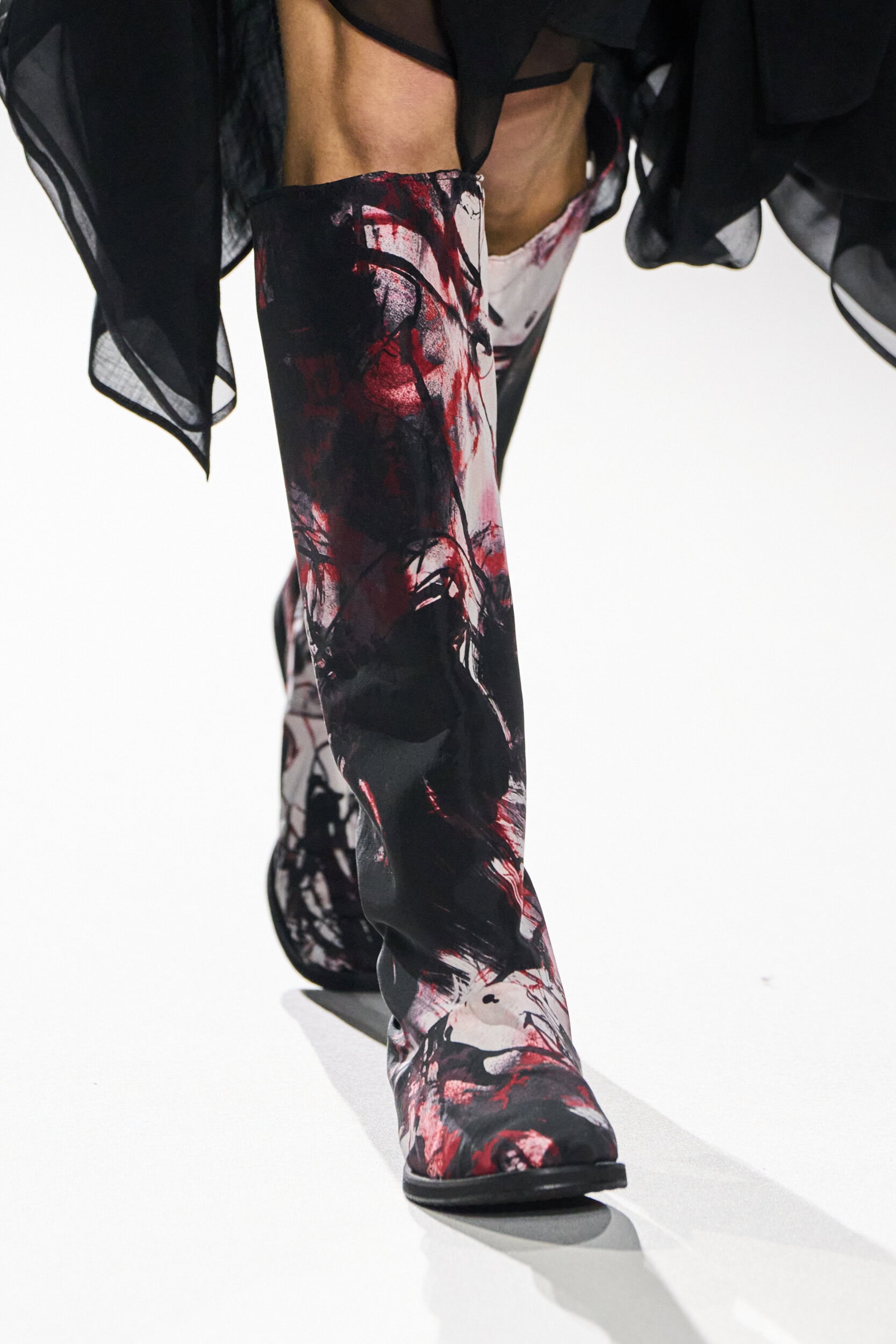 Yohji Yamamoto Spring 2026 Fashion Show Details