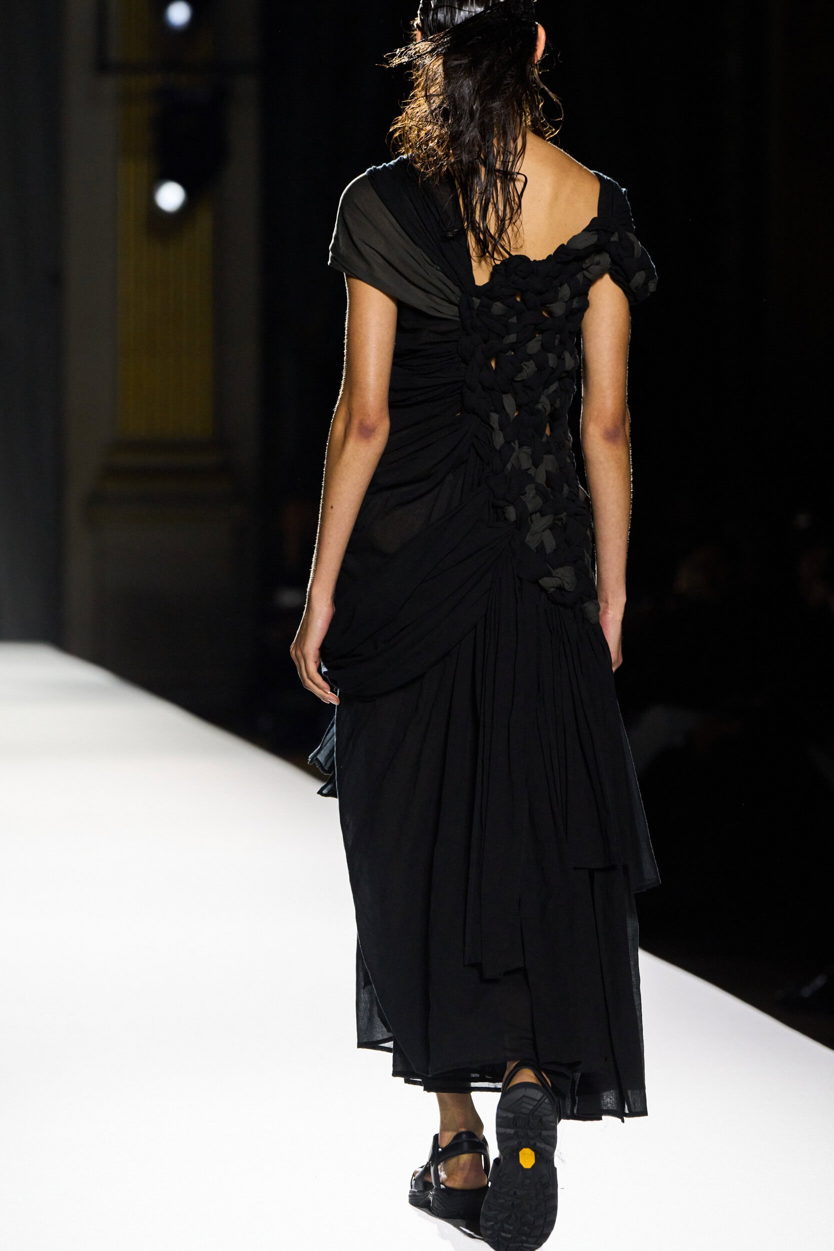 Yohji Yamamoto Spring 2026 Fashion Show Details