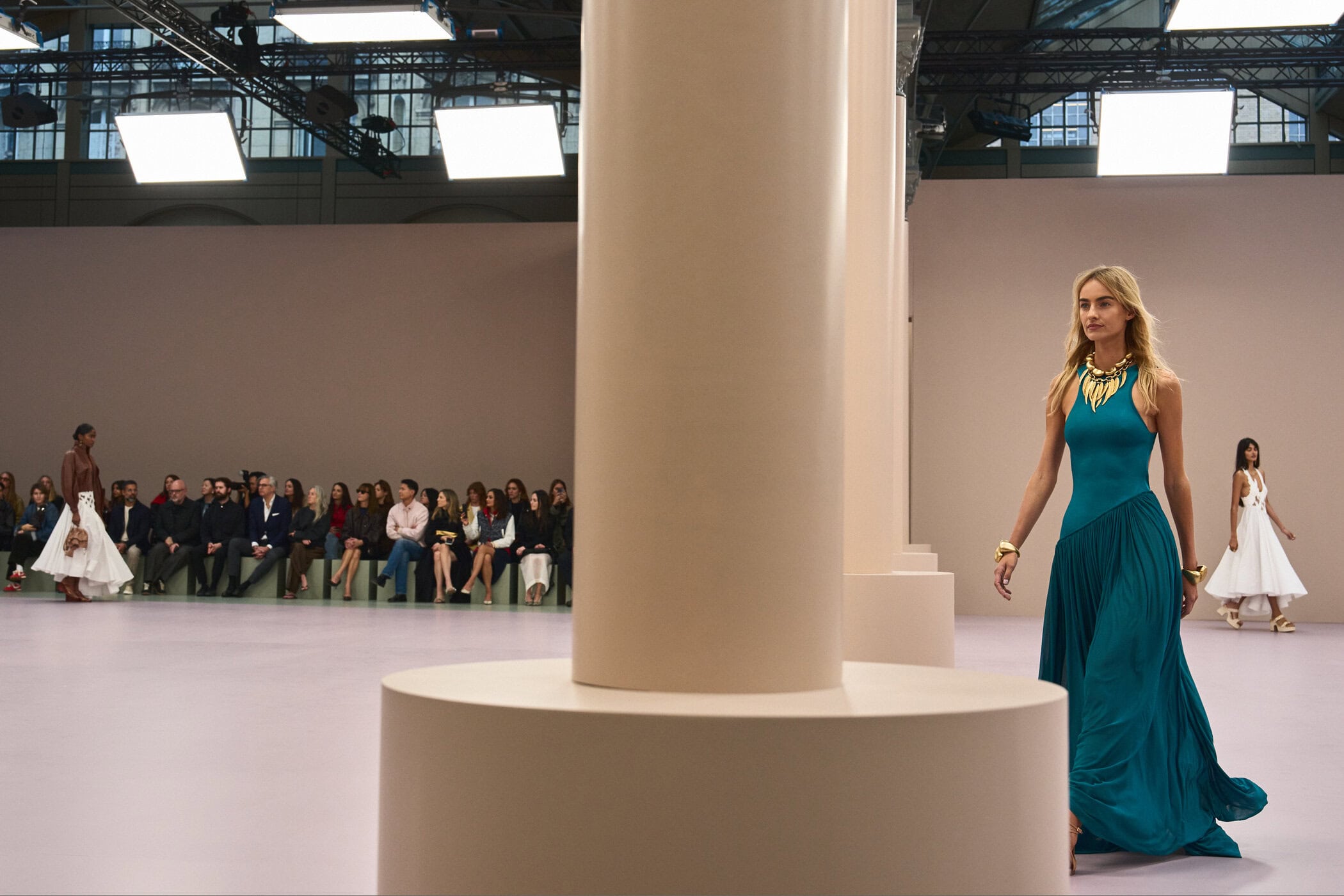 Zimmermann Spring 2026 Fashion Show Atmosphere