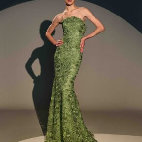 Naeem Khan Pre-Fall 2026 Collection