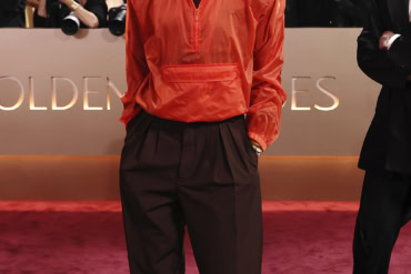 Mark Ronson in Saint Laurent to The 83rd Golden Globes