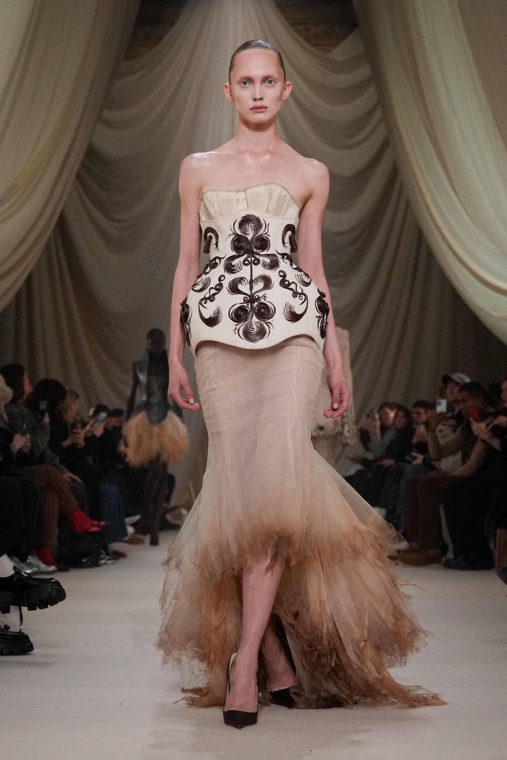 Ashi Studio Spring 2026 Couture Fashion Show