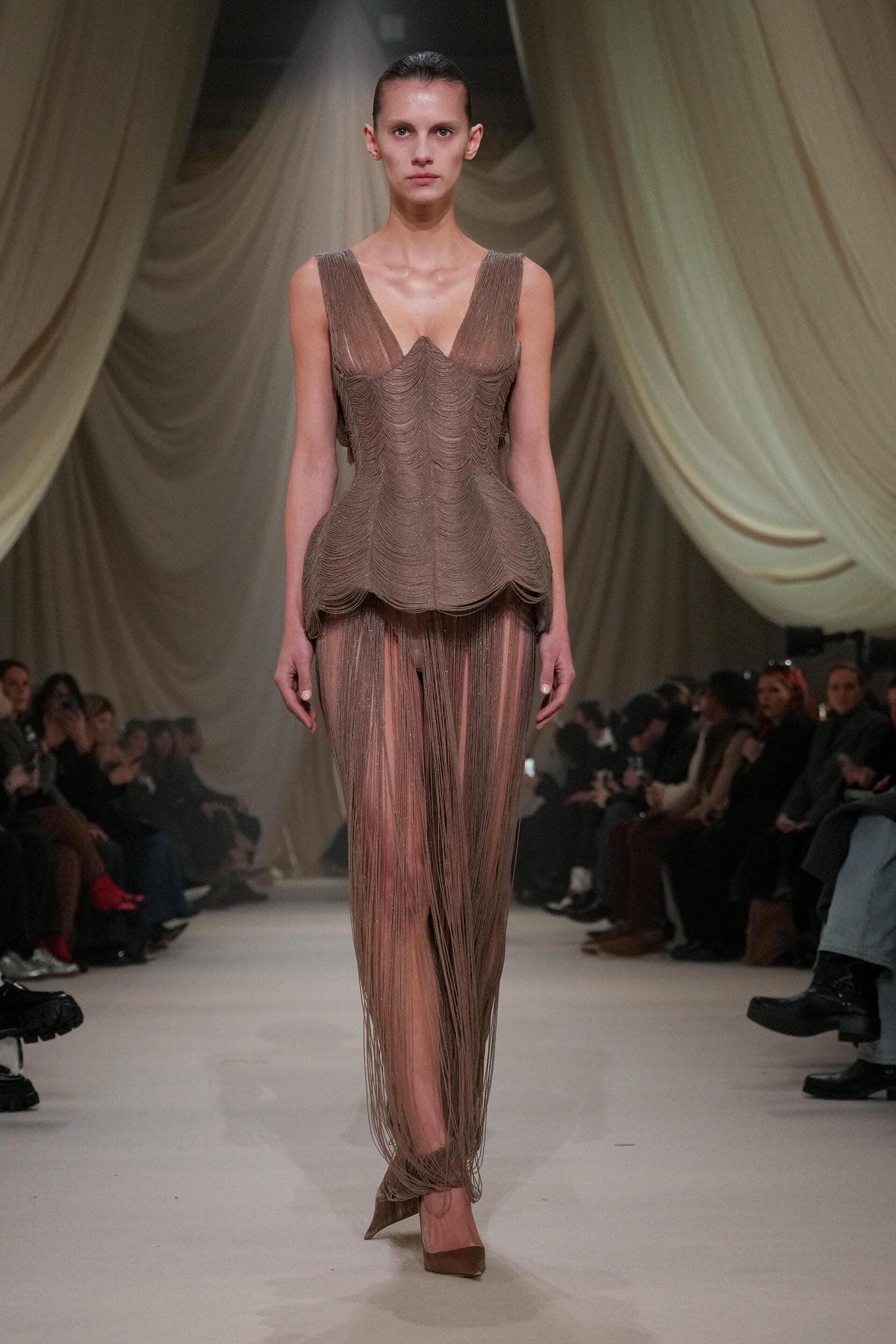 Ashi Studio Spring 2026 Couture Fashion Show