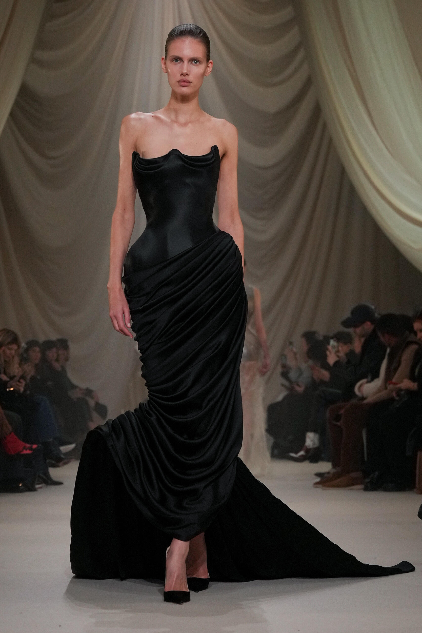 Ashi Studio Spring 2026 Couture Fashion Show