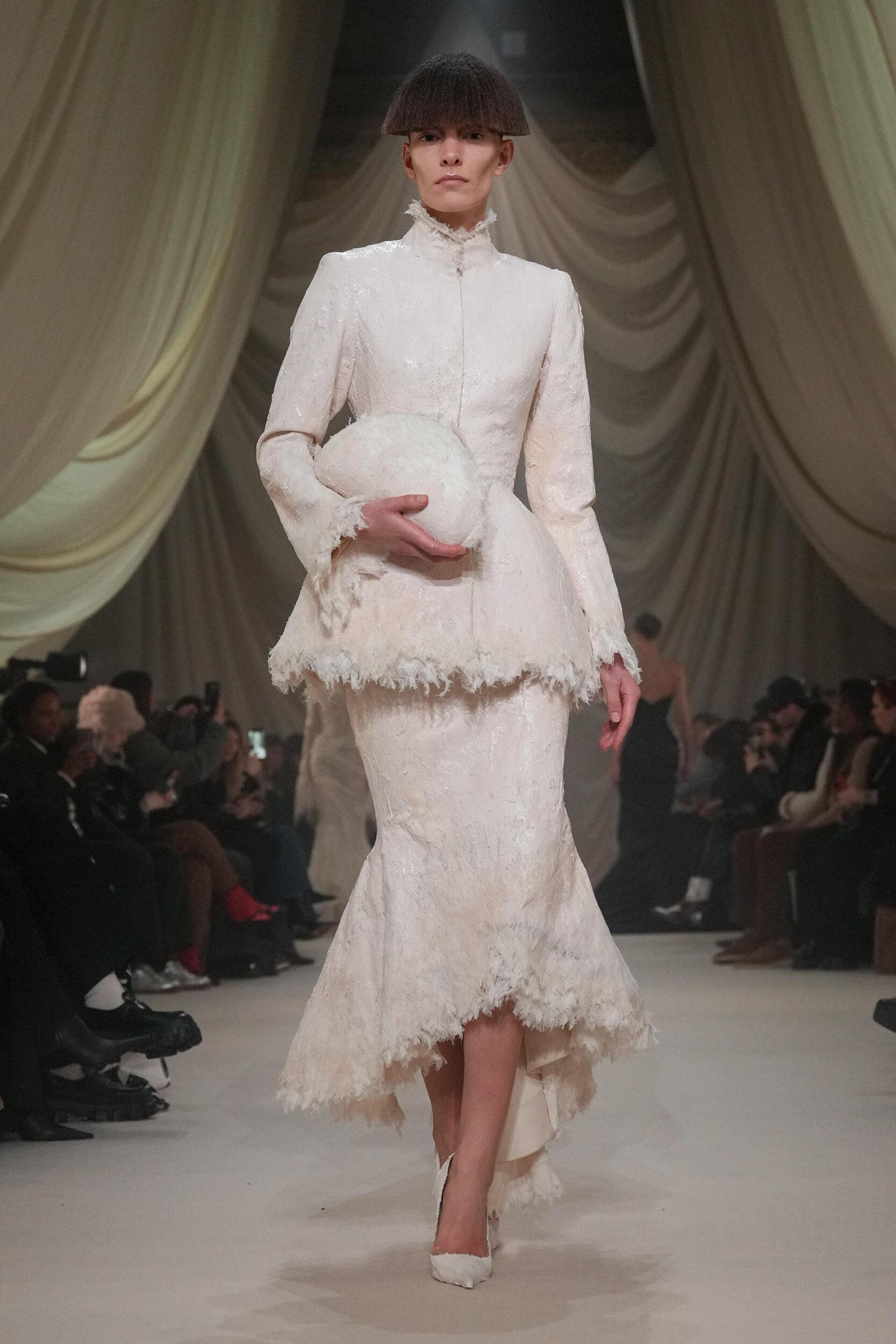 Ashi Studio Spring 2026 Couture Fashion Show