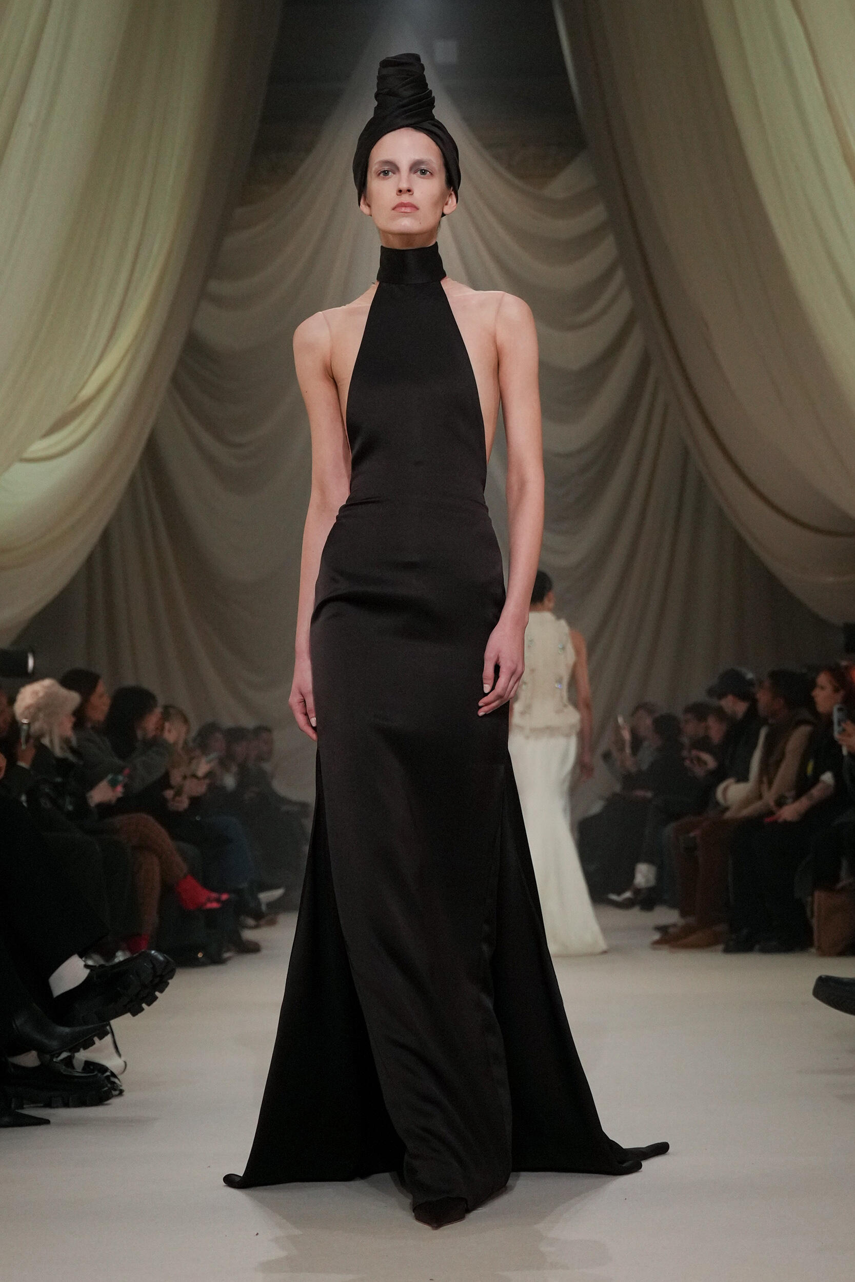 Ashi Studio Spring 2026 Couture Fashion Show