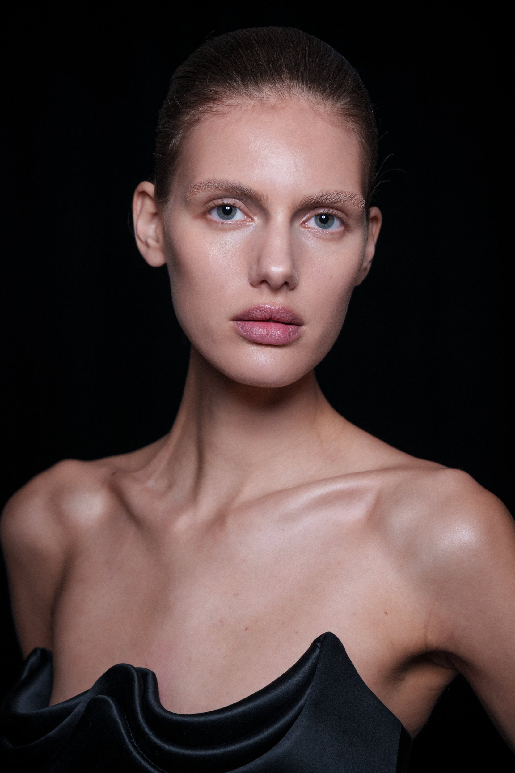 Ashi Studio Spring 2026 Couture Fashion Show Backstage