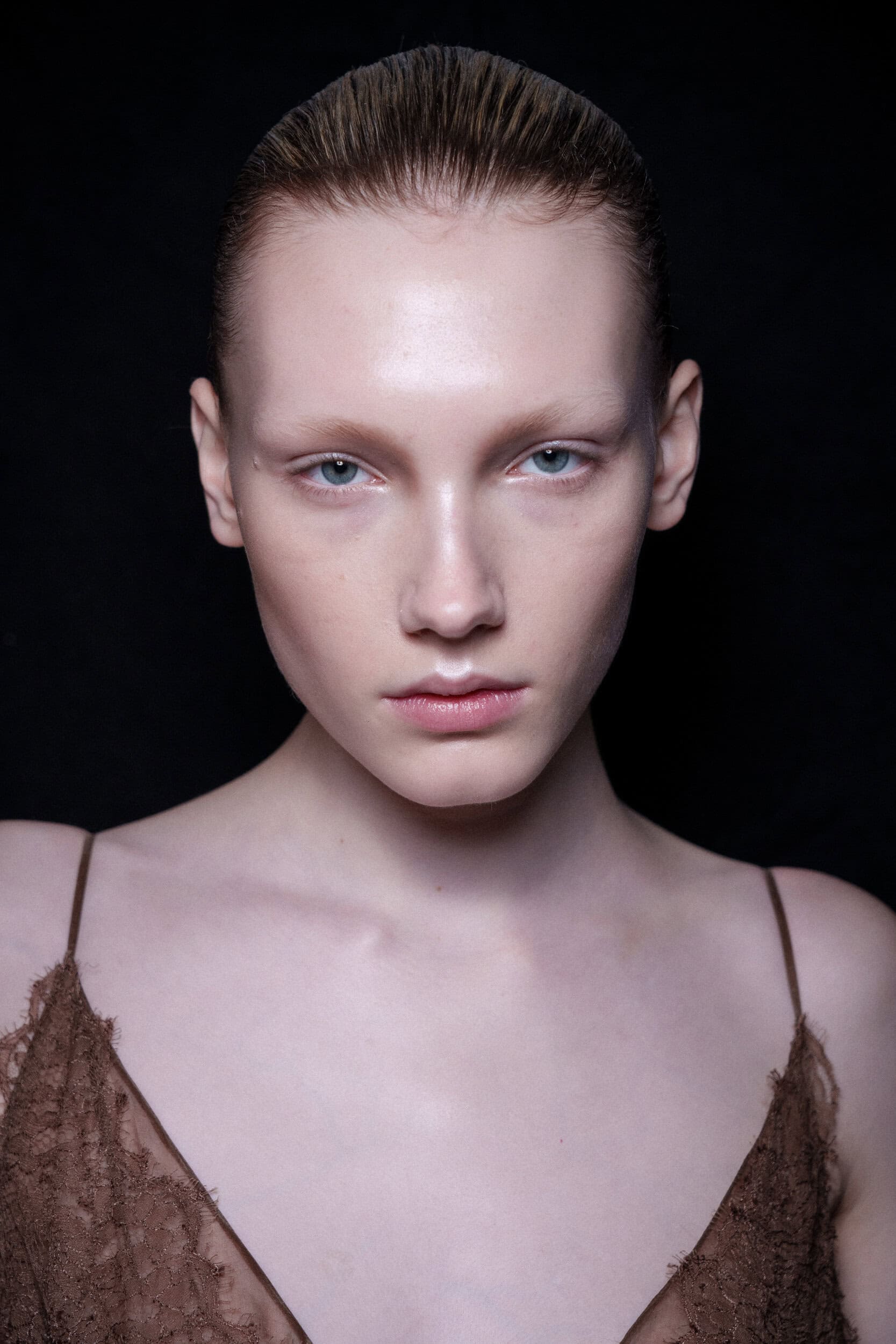 Ashi Studio Spring 2026 Couture Fashion Show Backstage