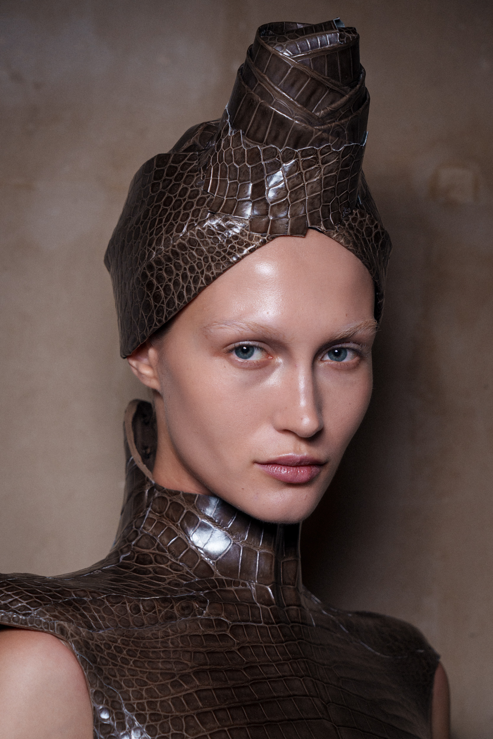 Ashi Studio Spring 2026 Couture Fashion Show Backstage