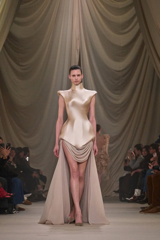 Ashi Studio Spring 2026 Couture Fashion Show