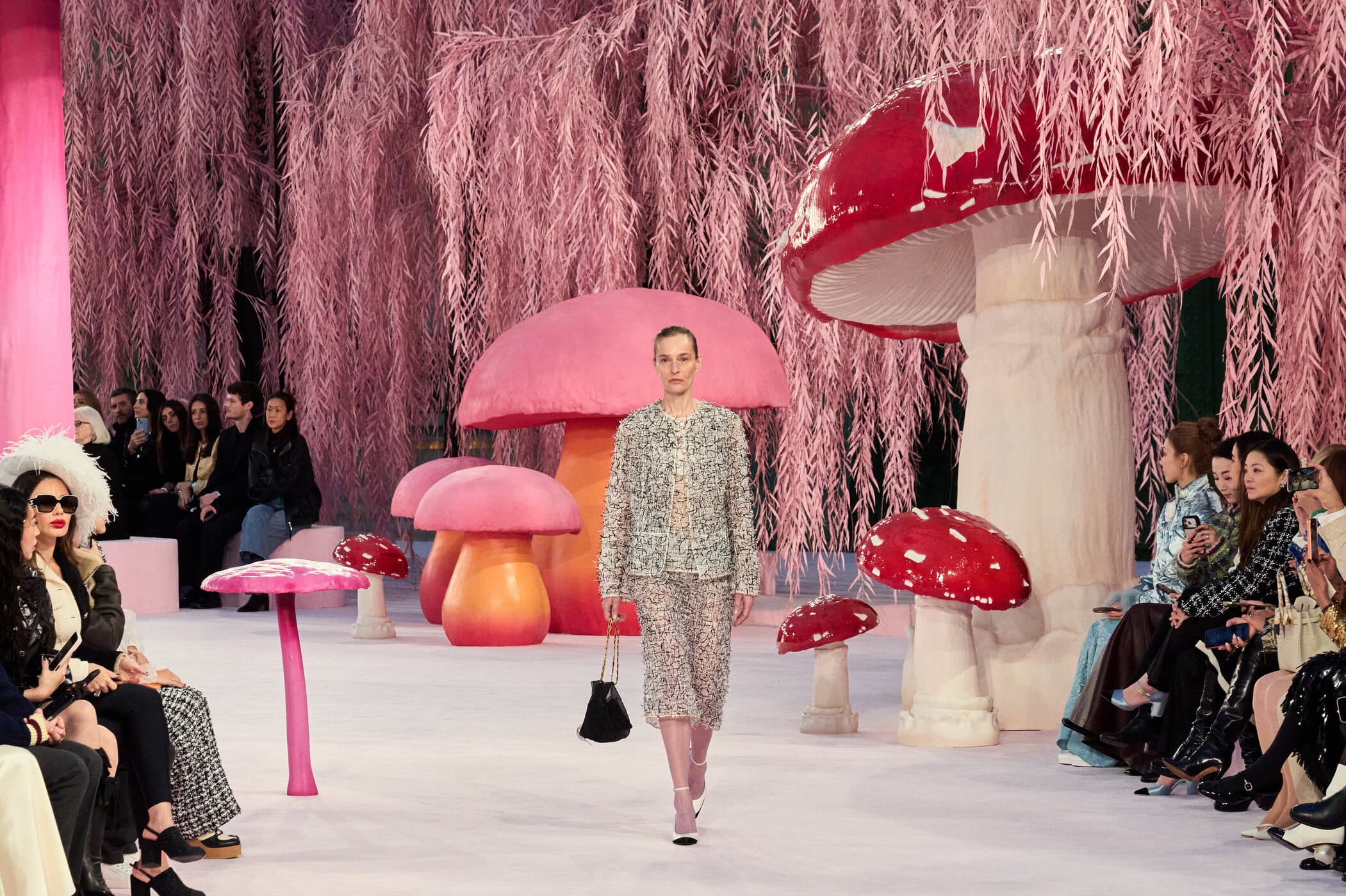 Chanel Spring 2026 Couture Fashion Show Atmosphere