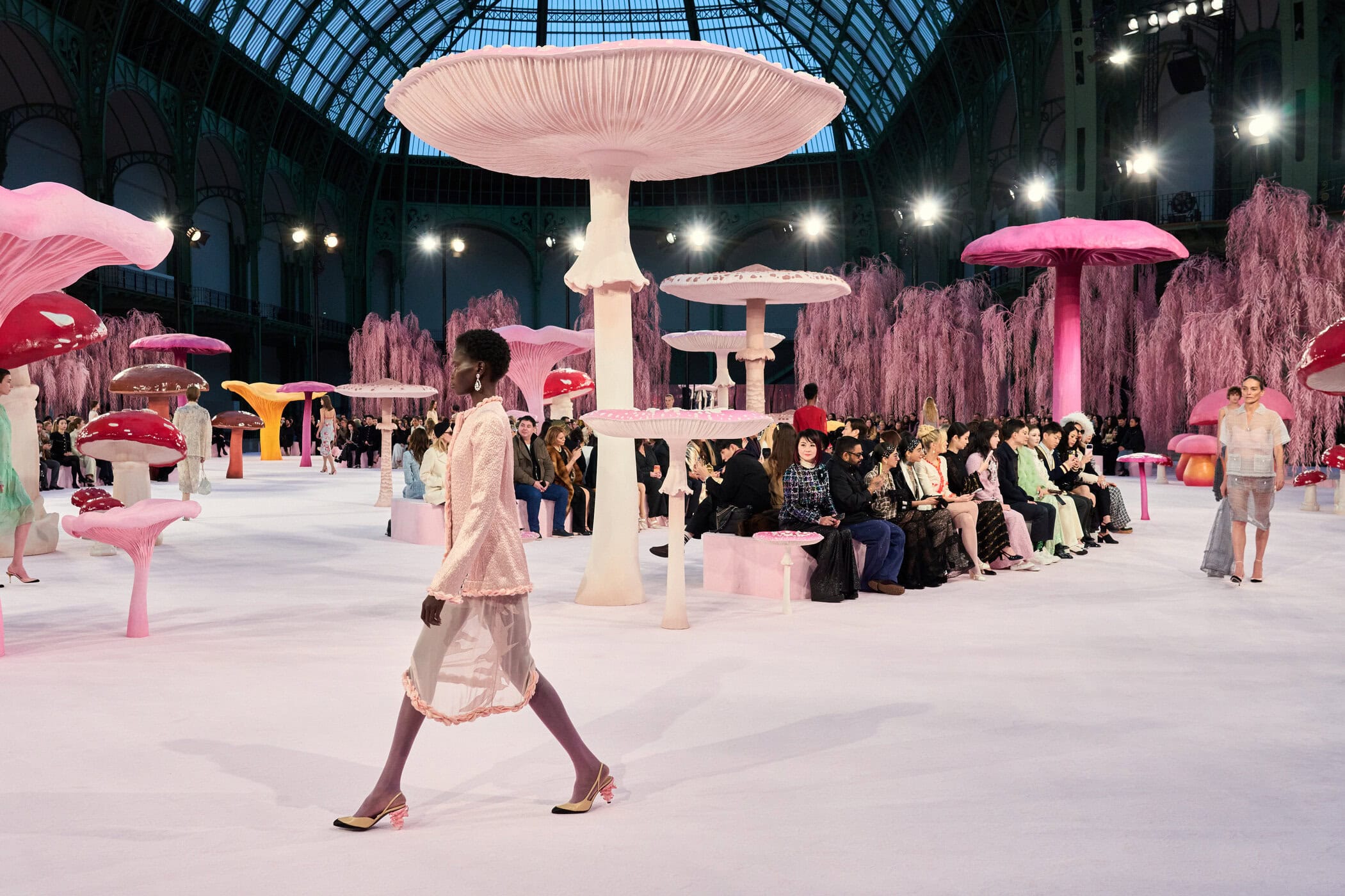 Chanel Spring 2026 Couture Fashion Show Atmosphere