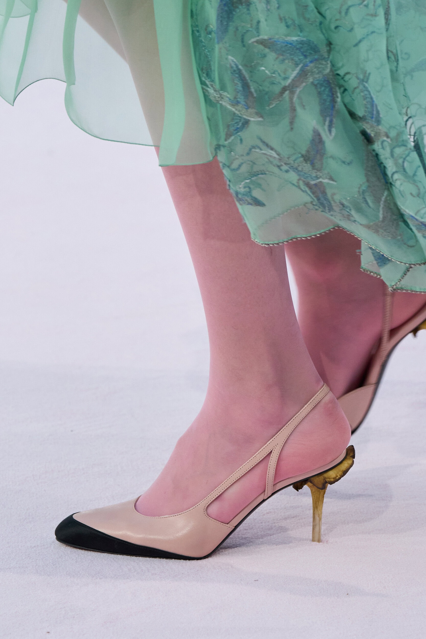 Chanel Spring 2026 Couture Fashion Show Details
