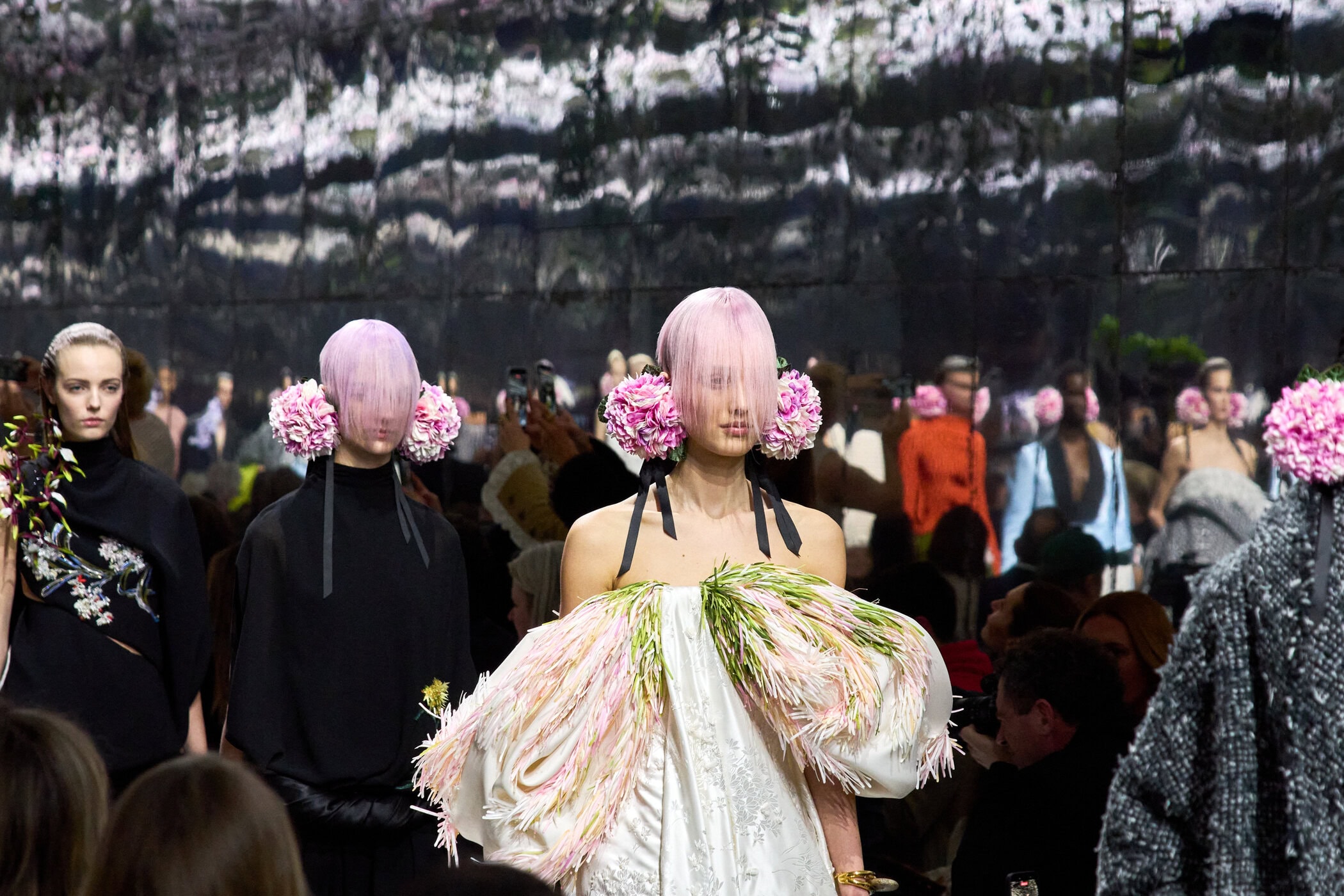 Christian Dior Spring 2026 Couture Fashion Show Atmosphere