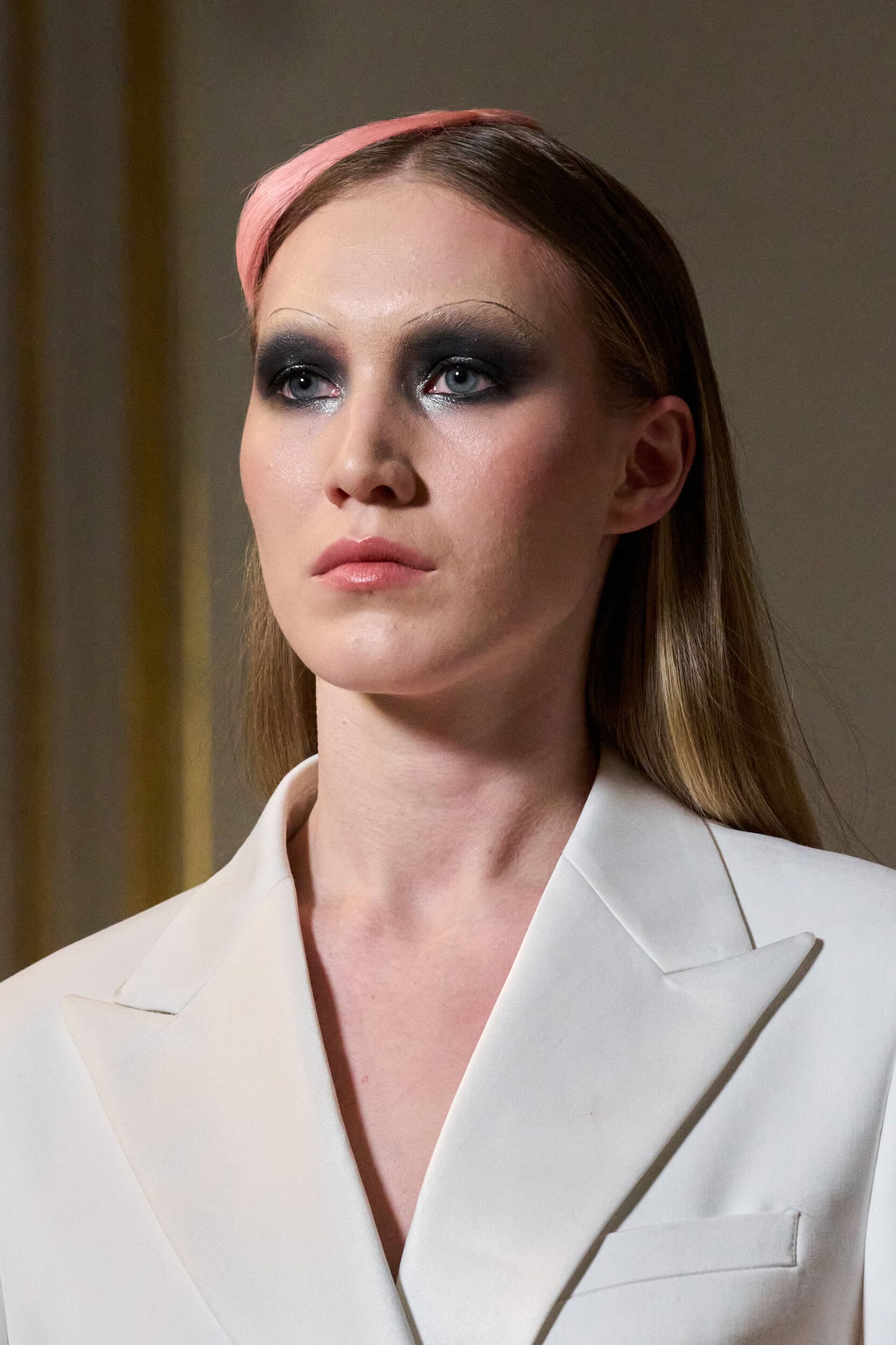 Peet Dullaert Spring 2026 Couture Fashion Show Details