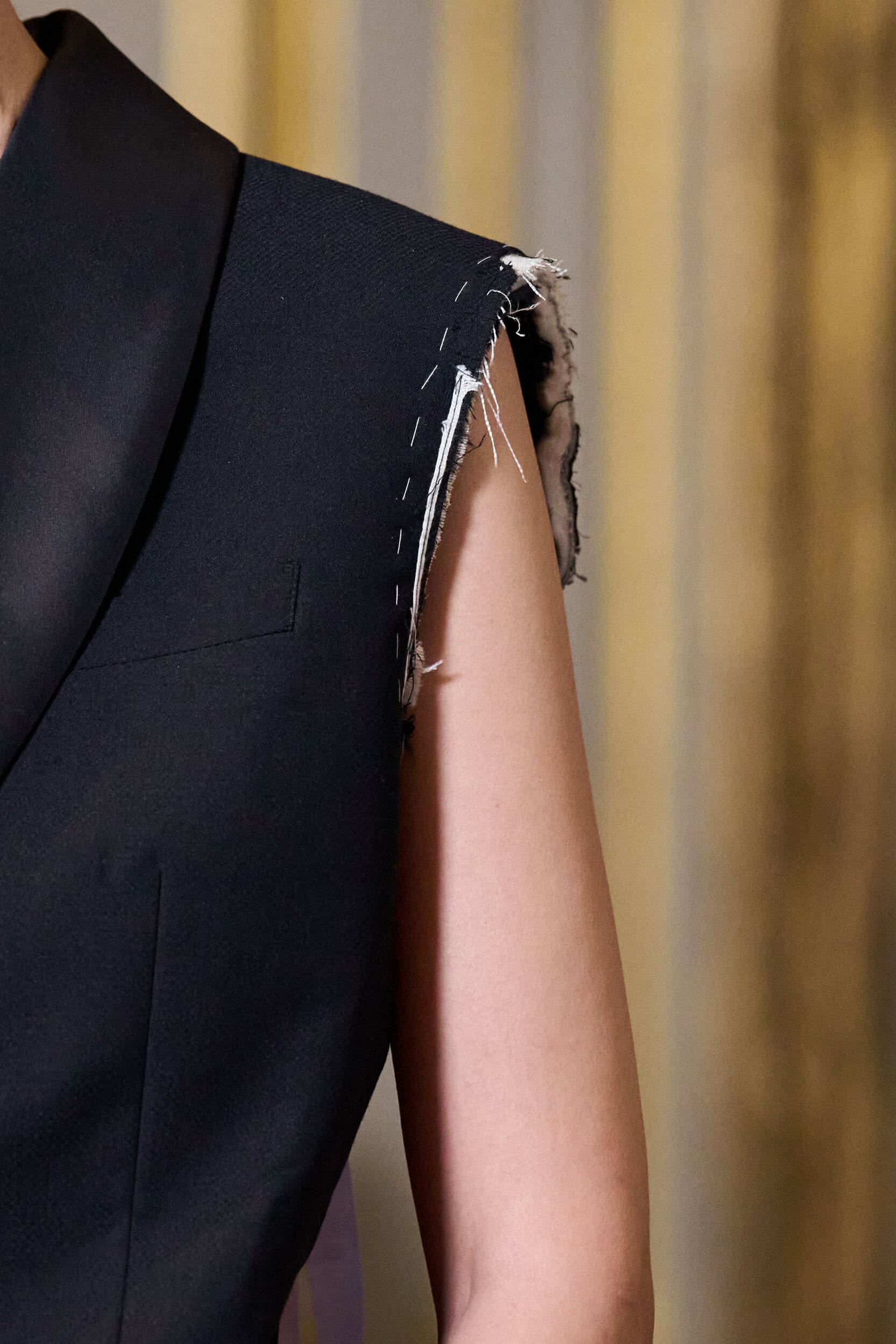 Peet Dullaert Spring 2026 Couture Fashion Show Details