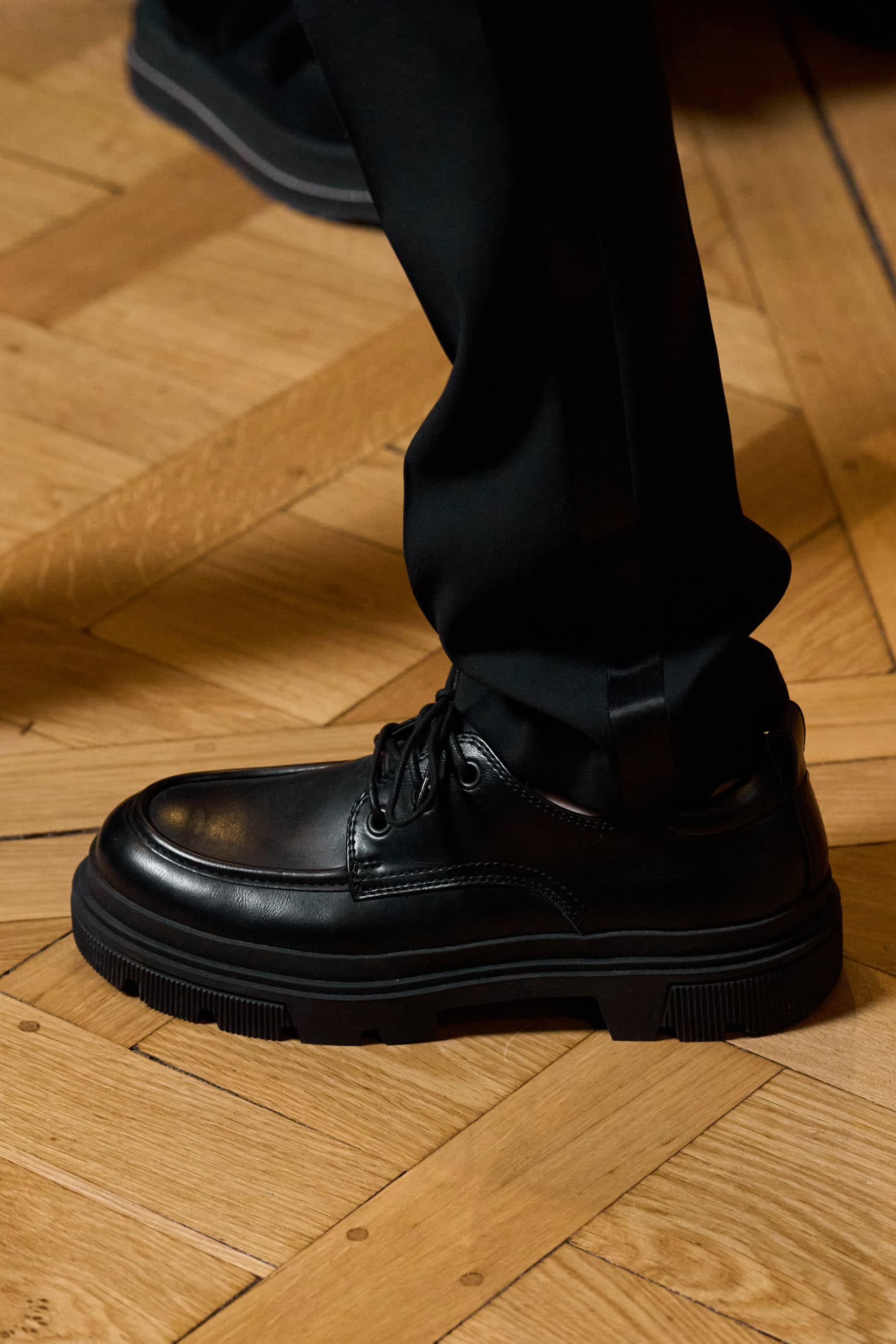 Peet Dullaert Spring 2026 Couture Fashion Show Details