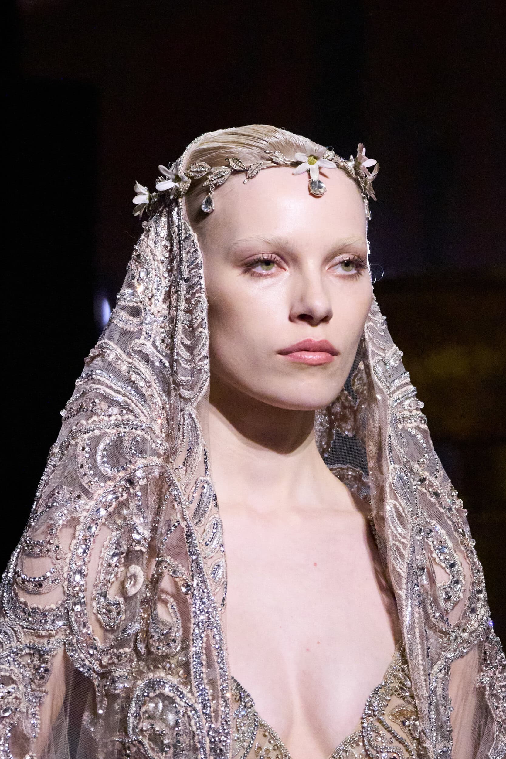 Elie Saab Spring 2026 Couture Fashion Show Details