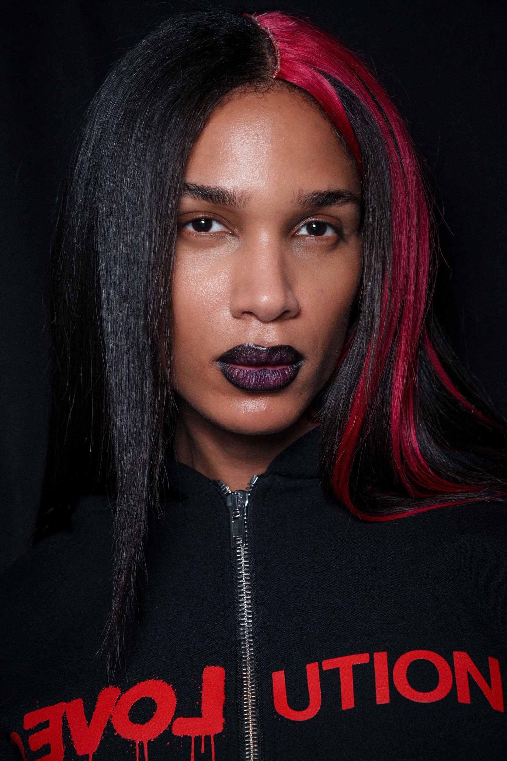 Jeanne Friot Fall 2026 Men’s Fashion Show Backstage