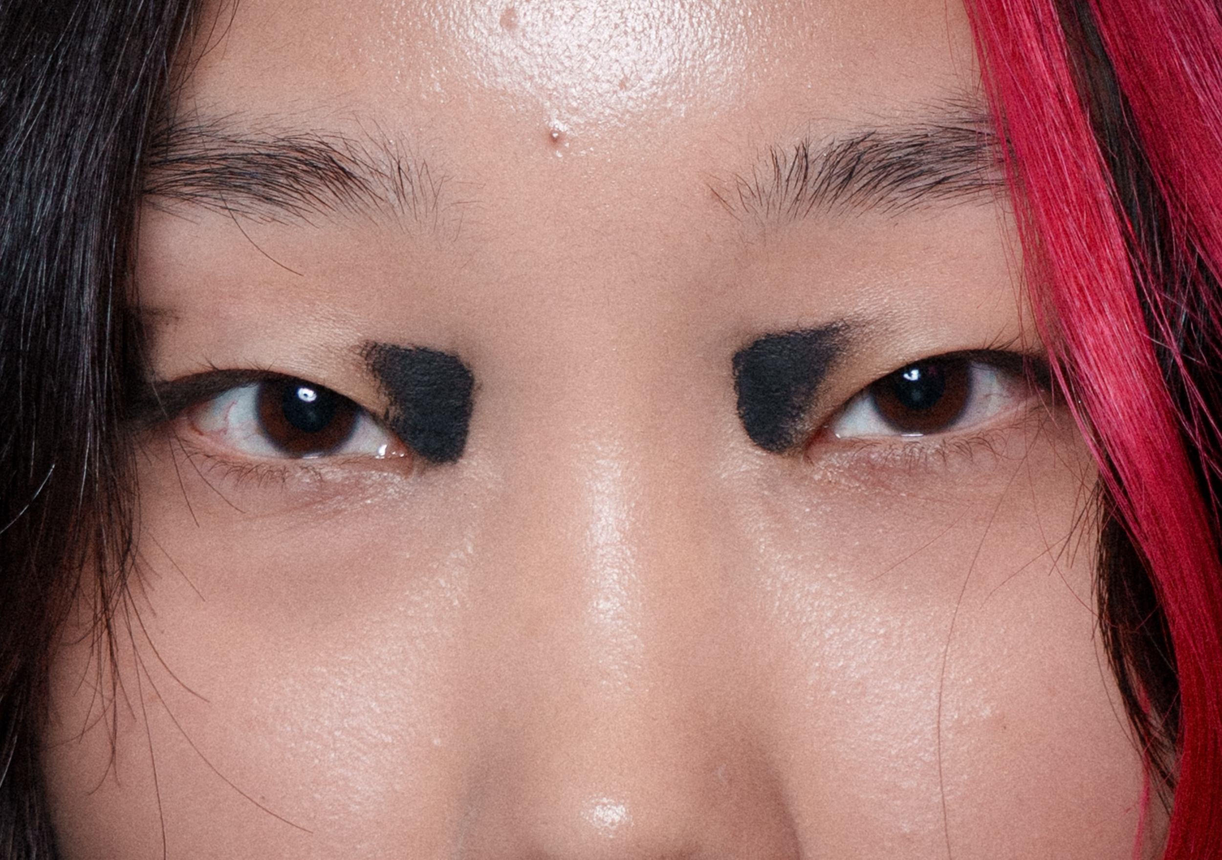 Jeanne Friot Fall 2026 Men’s Fashion Show Backstage