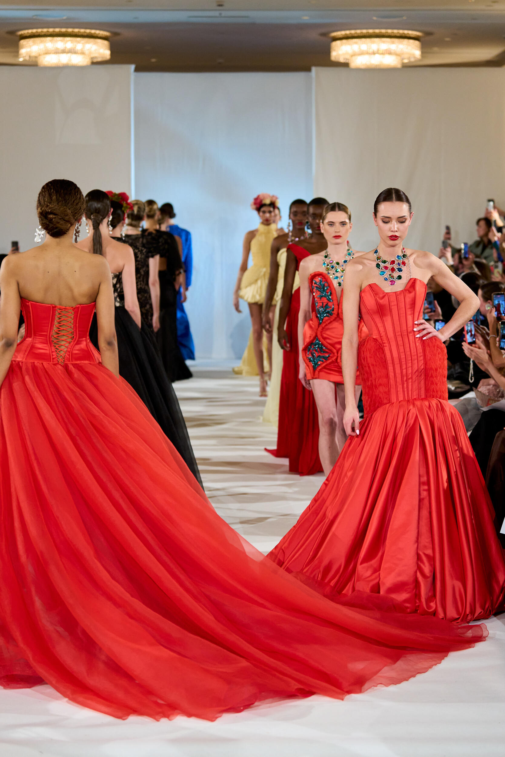 Inclover Spring 2026 Couture Fashion Show