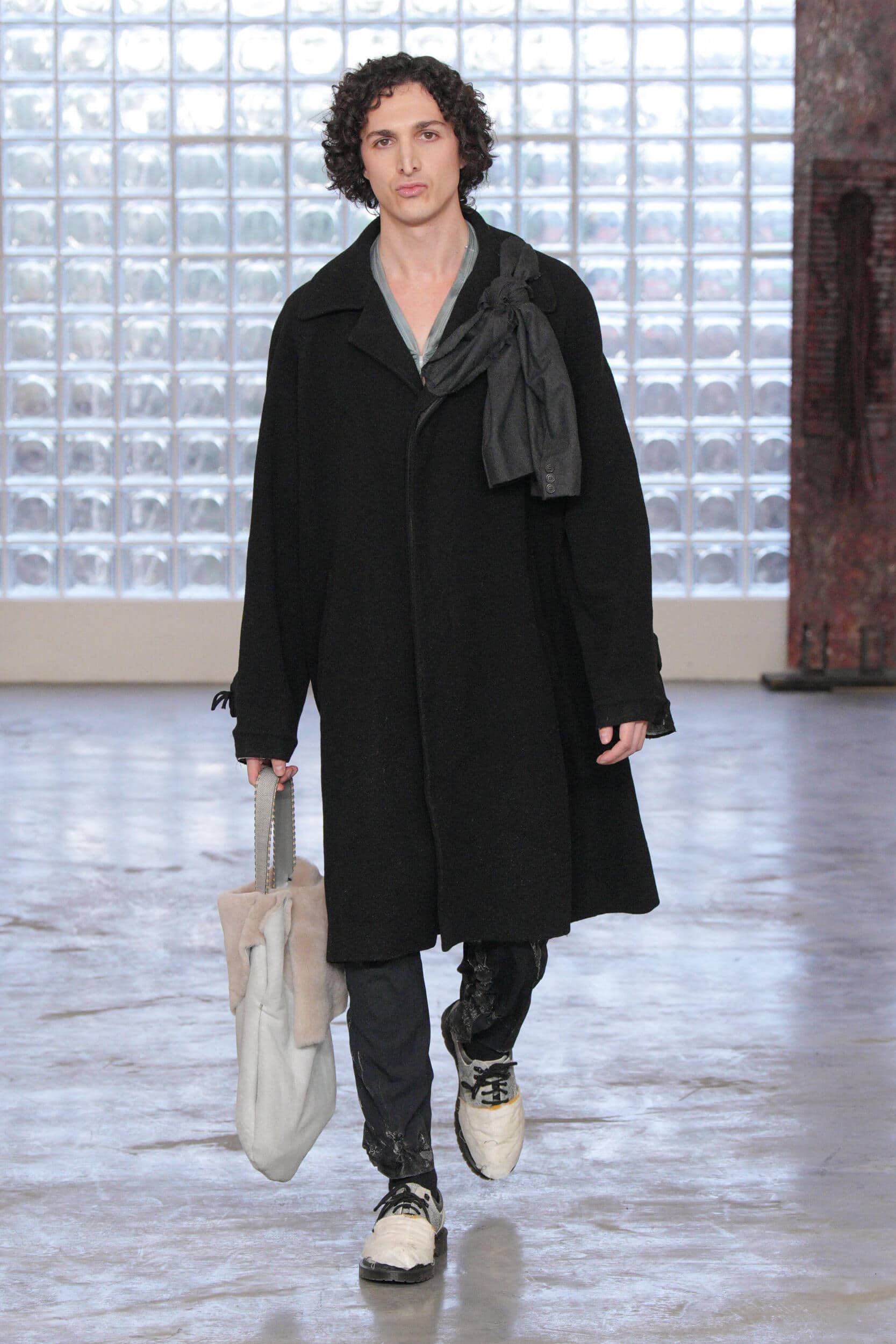 Simon Cracker Fall 2026 Men’s Fashion Show