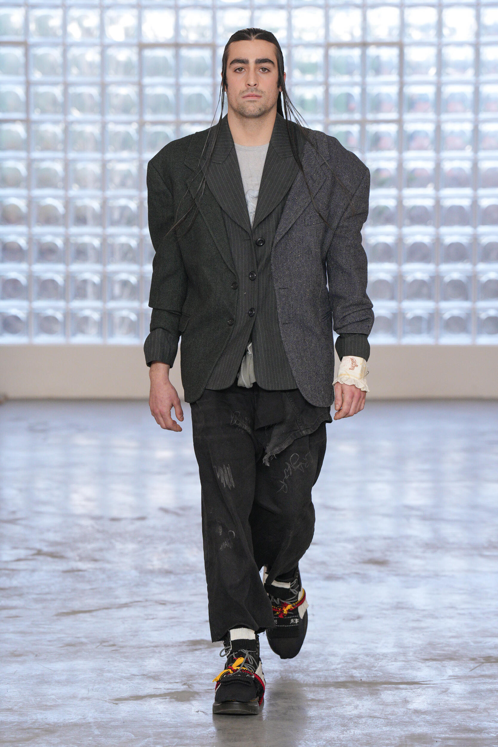 Simon Cracker Fall 2026 Men’s Fashion Show