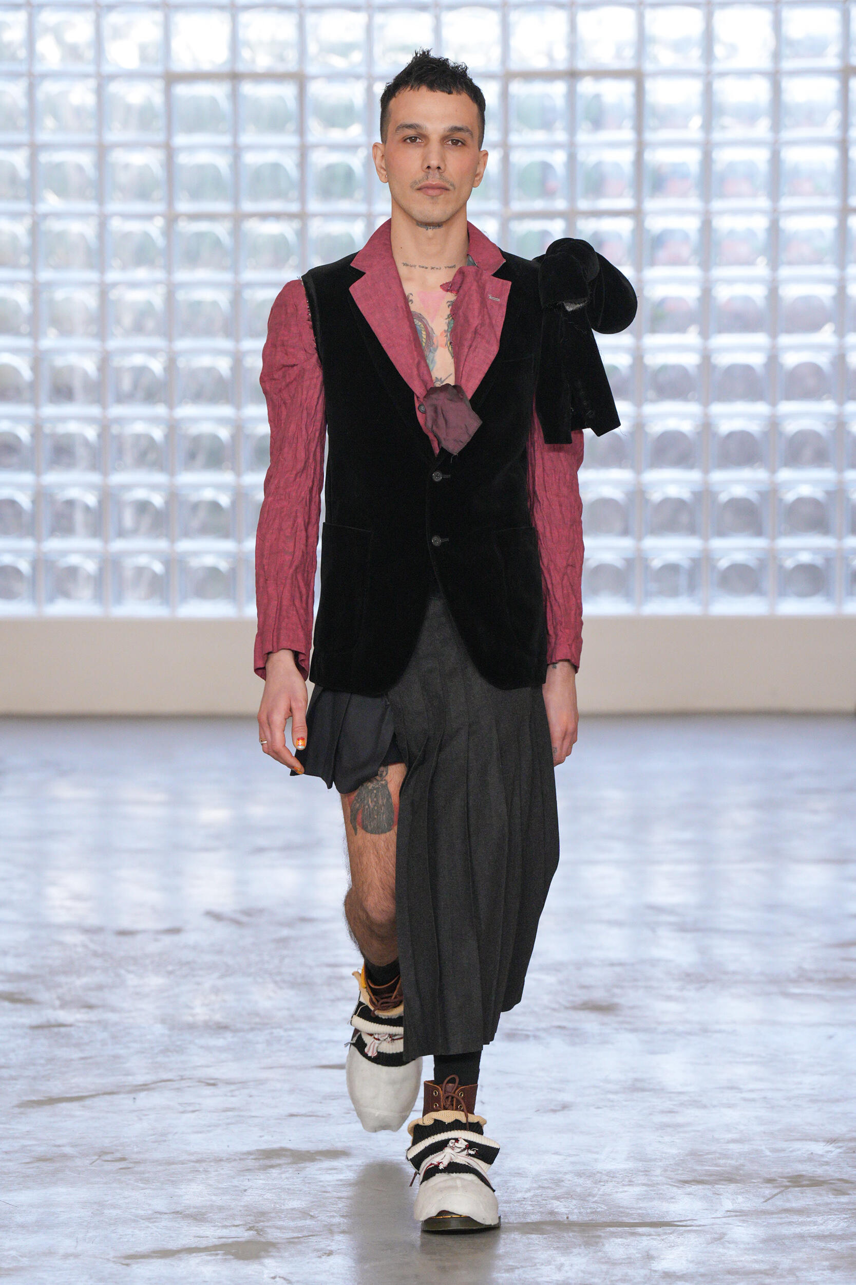 Simon Cracker Fall 2026 Men’s Fashion Show