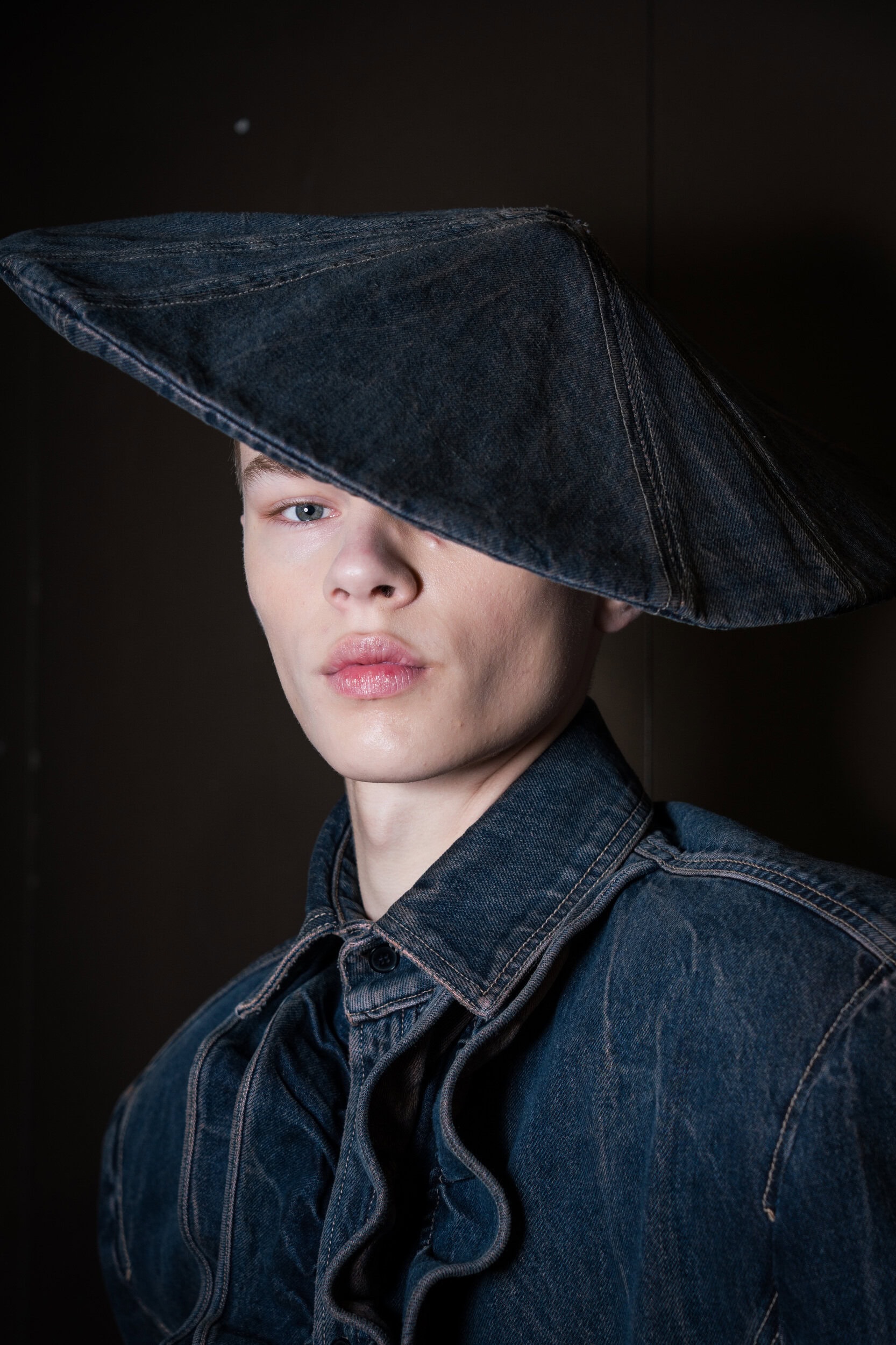 Juun J Fall 2026 Men’s Fashion Show Backstage