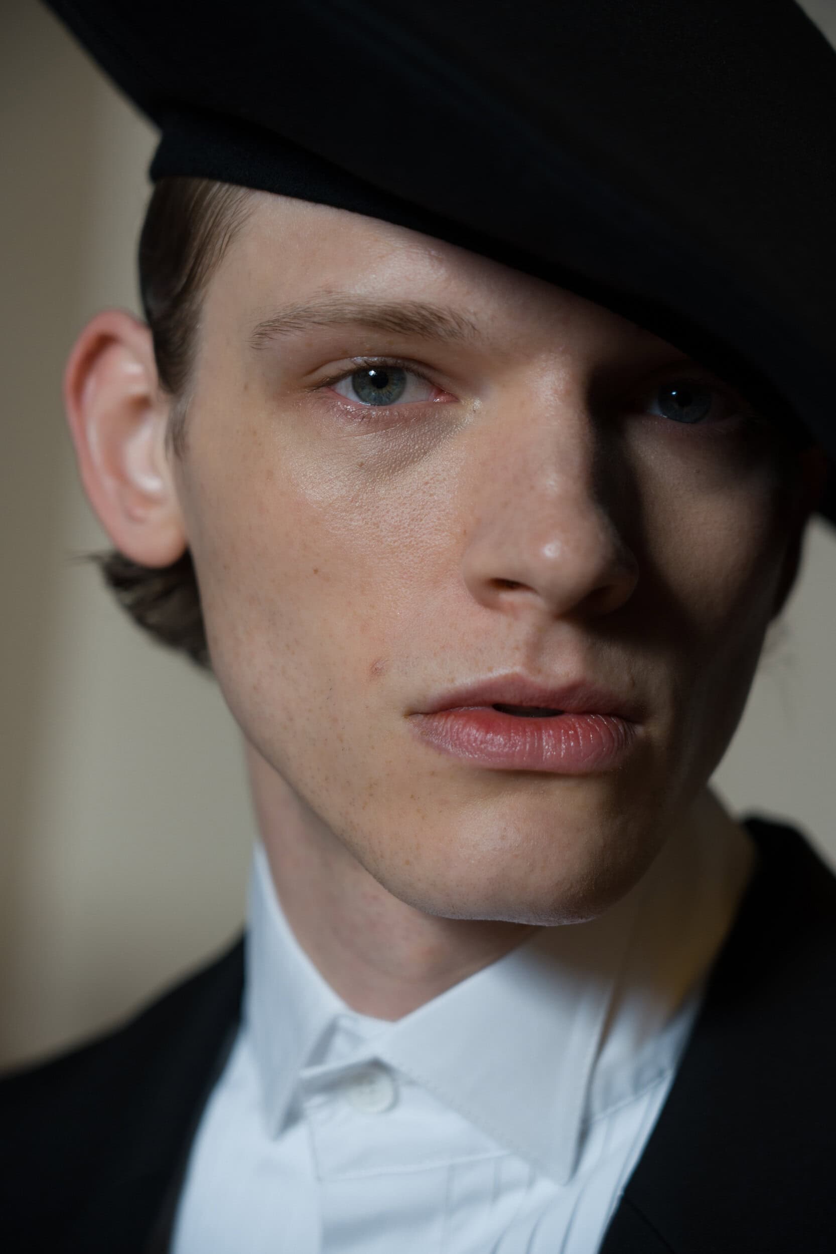 Juun J Fall 2026 Men’s Fashion Show Backstage