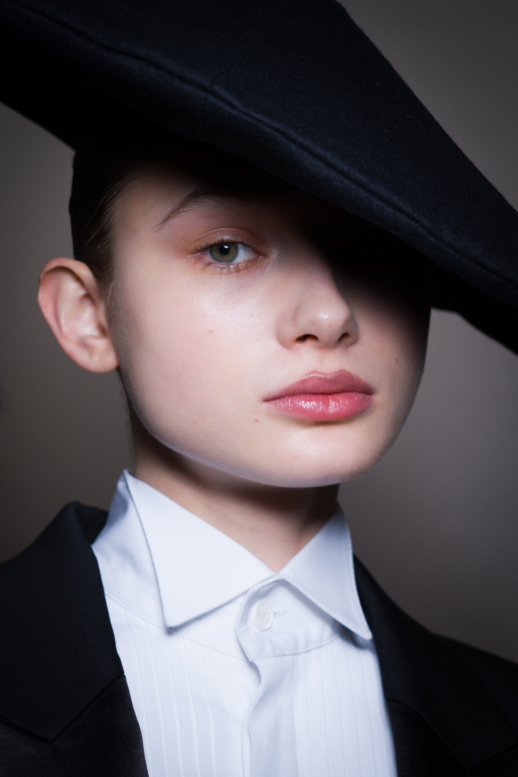 Juun J Fall 2026 Men’s Fashion Show Backstage