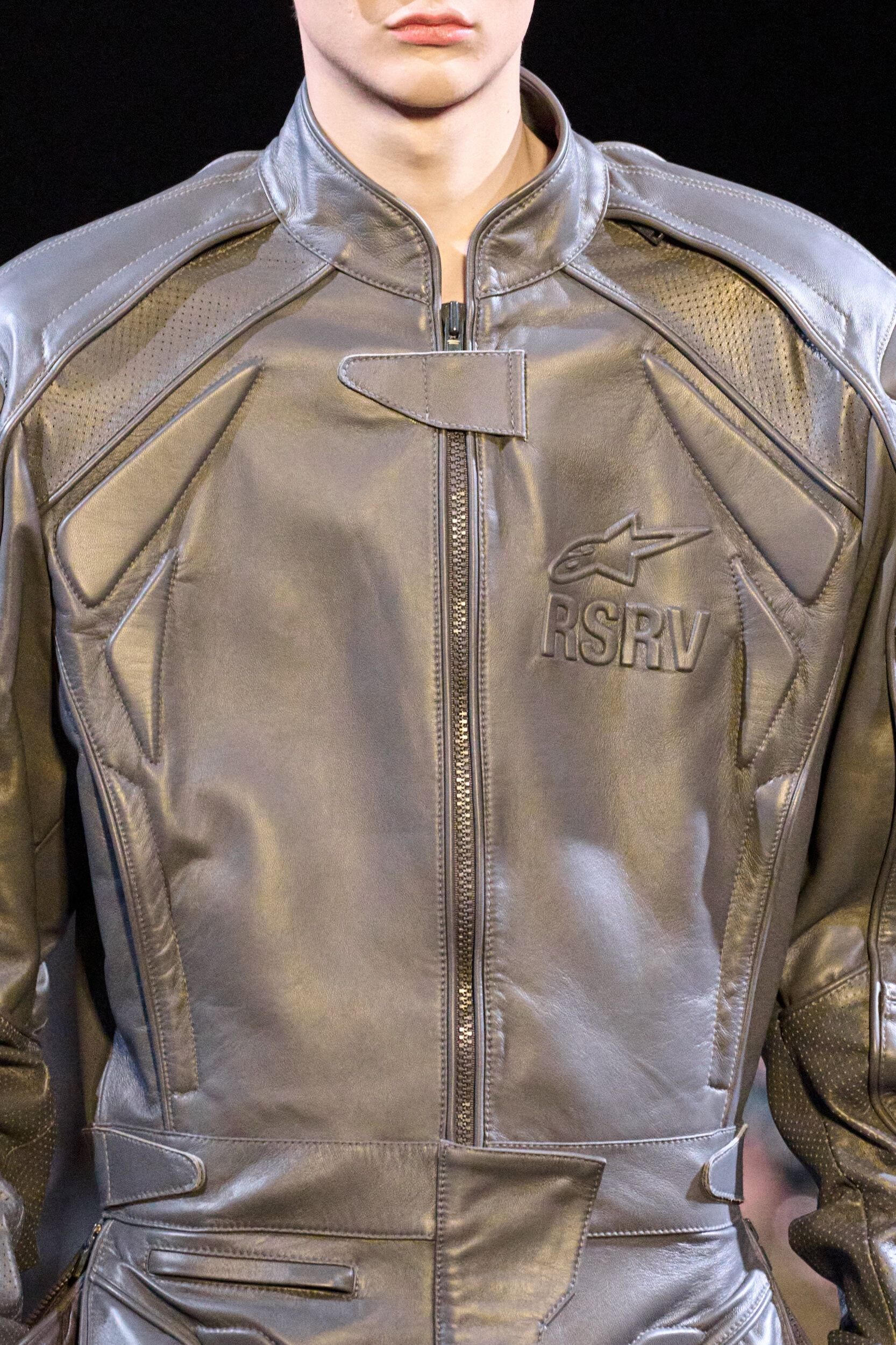 Juun.j Fall 2026 Men’s Fashion Show Details