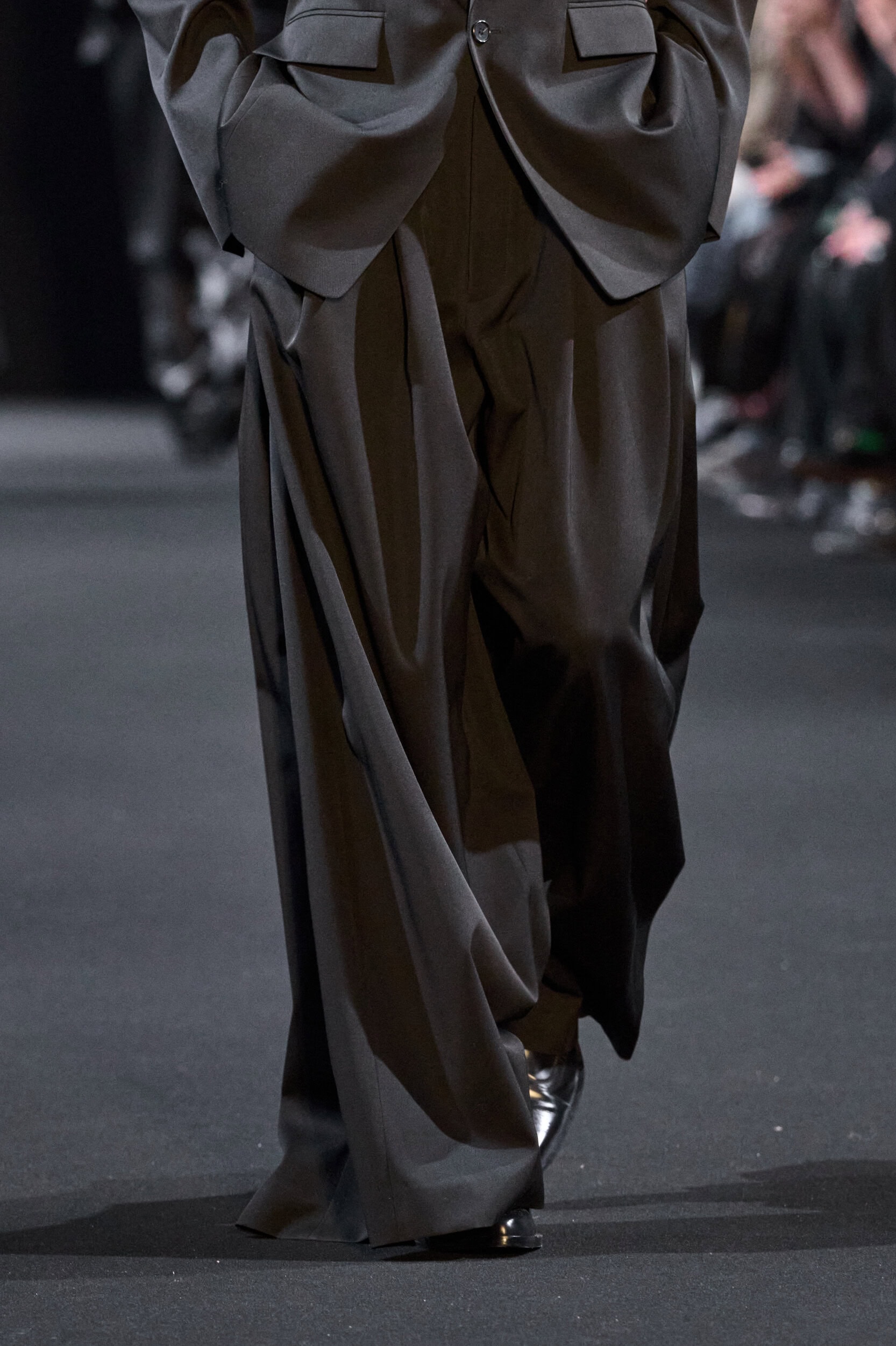 Juun.j Fall 2026 Men’s Fashion Show Details