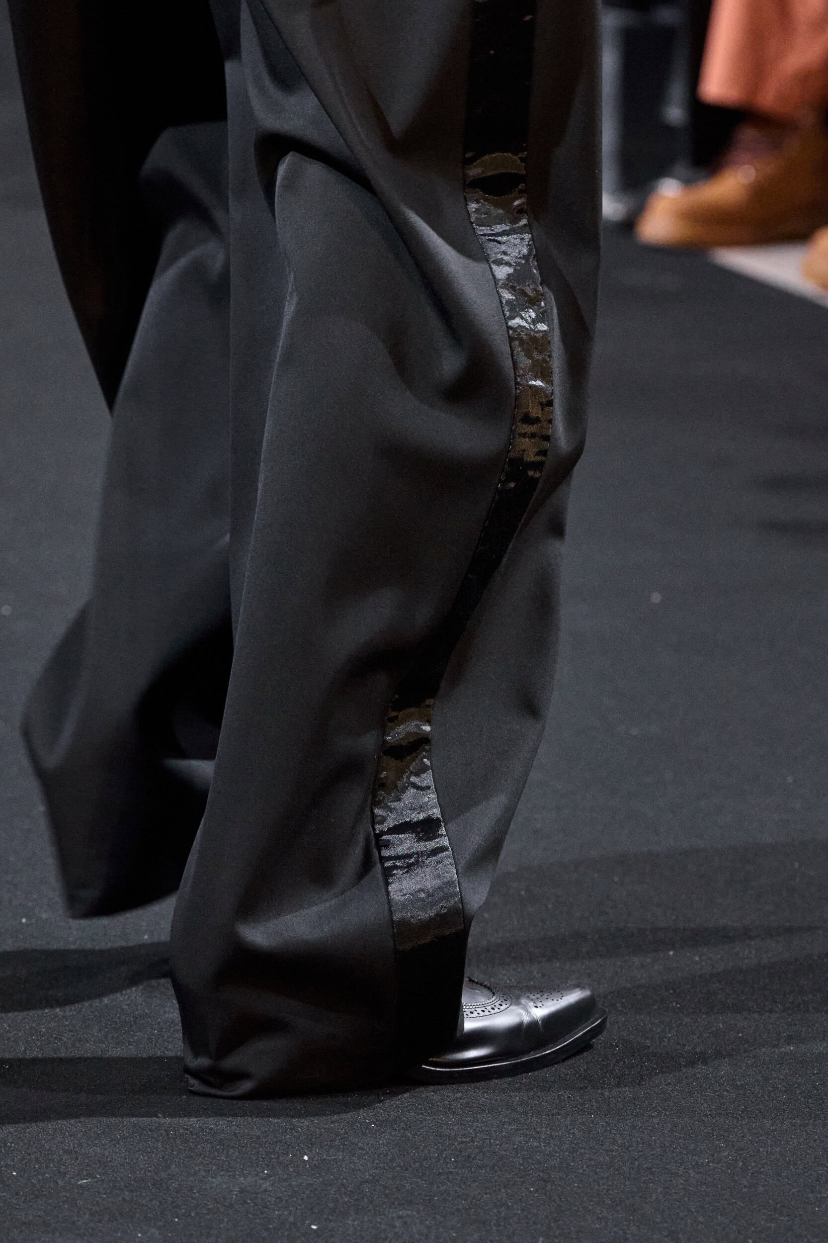 Juun.j Fall 2026 Men’s Fashion Show Details